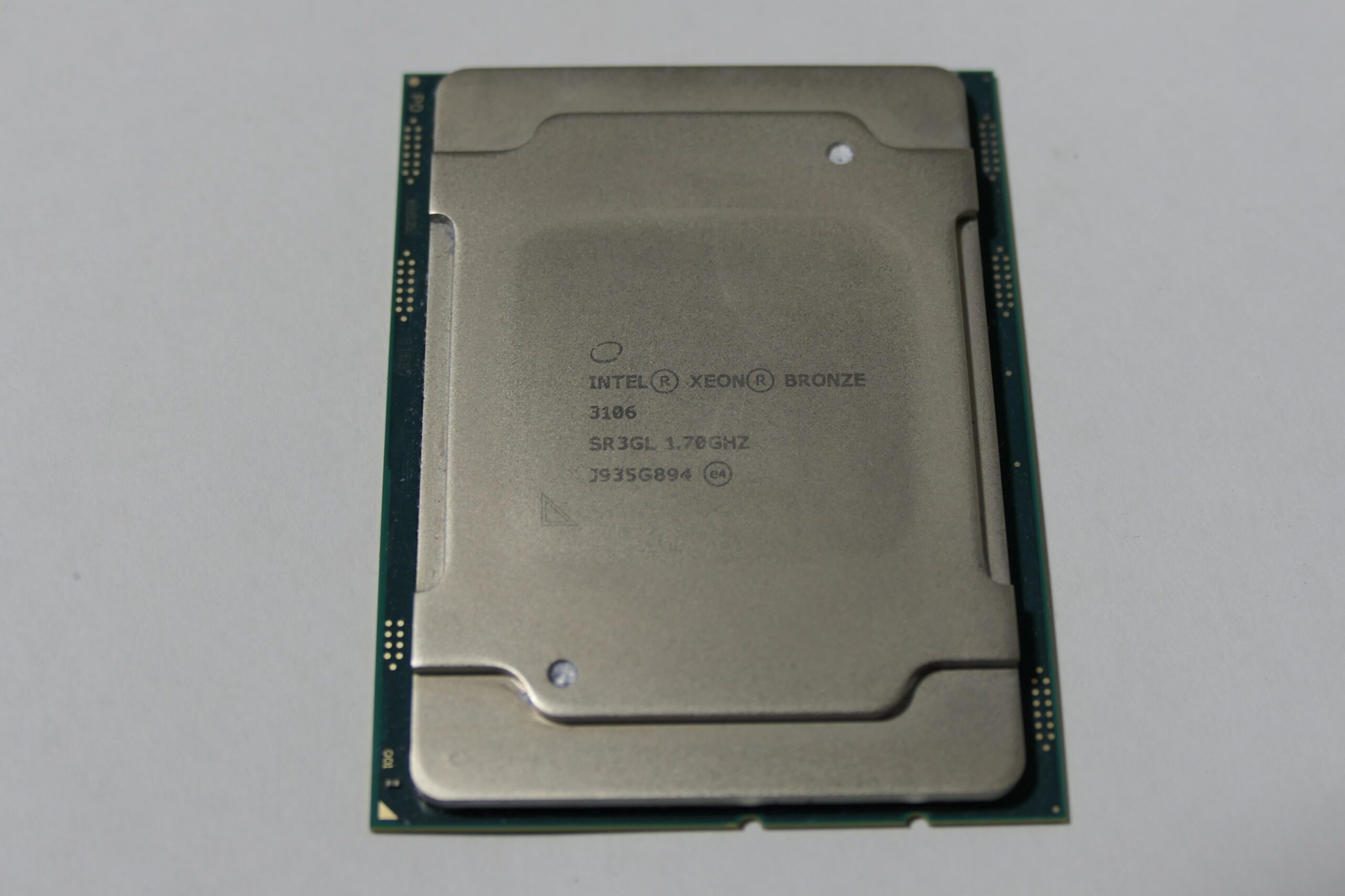 Matched Pair _ Intel Xeon Bronze 3106 1.7Ghz 8-Core 11MB LGA3647 CPU _ SR3GL
