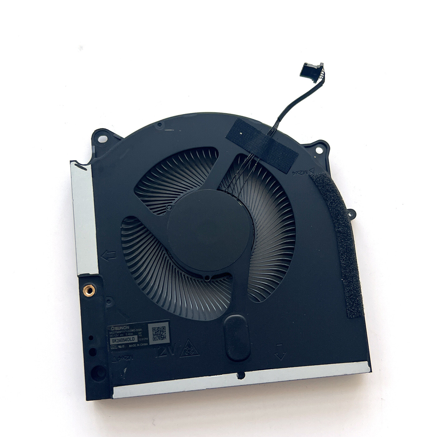 New For Dell Alienware M17 R5 CPU + GPU Cooling Fan 2022 12V Replacement