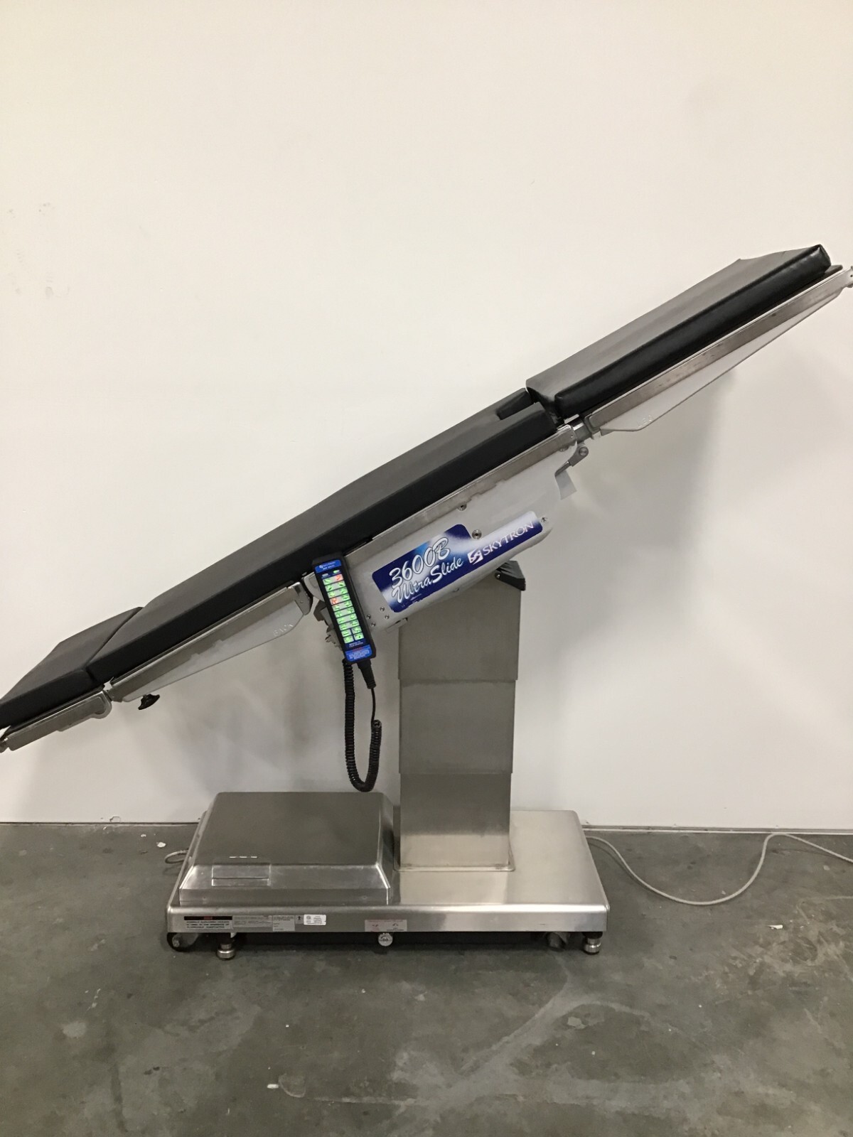 Skytron 3600B Surgical Operating Table with Hand Control