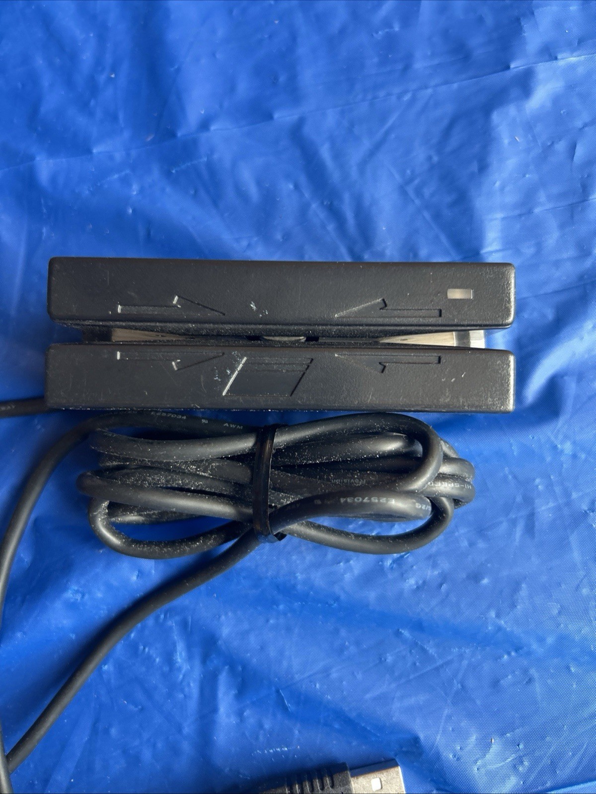 MagTek SureSwipe Magnetic Stripe Card Reader with USB 21040145 Credit Debit