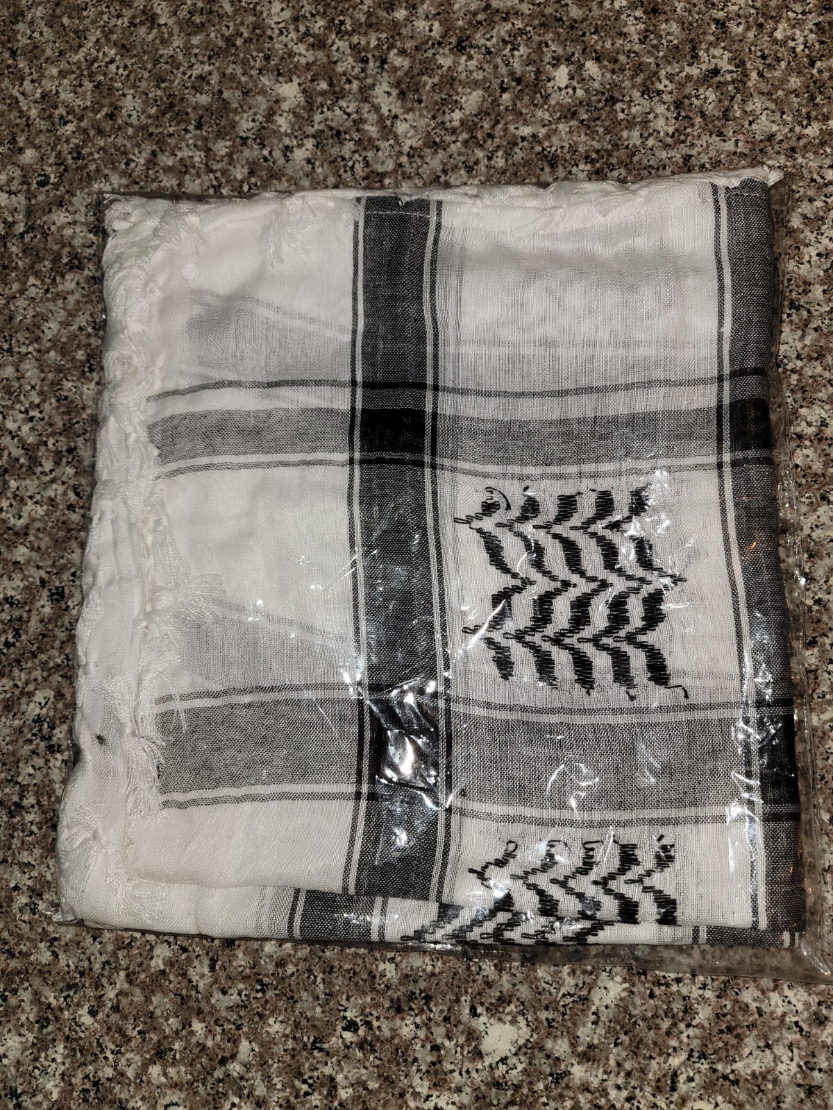 Keffiyeh Scarf Palestinian Shemagh Original Kufiya White/Black,46"x46",US Seller