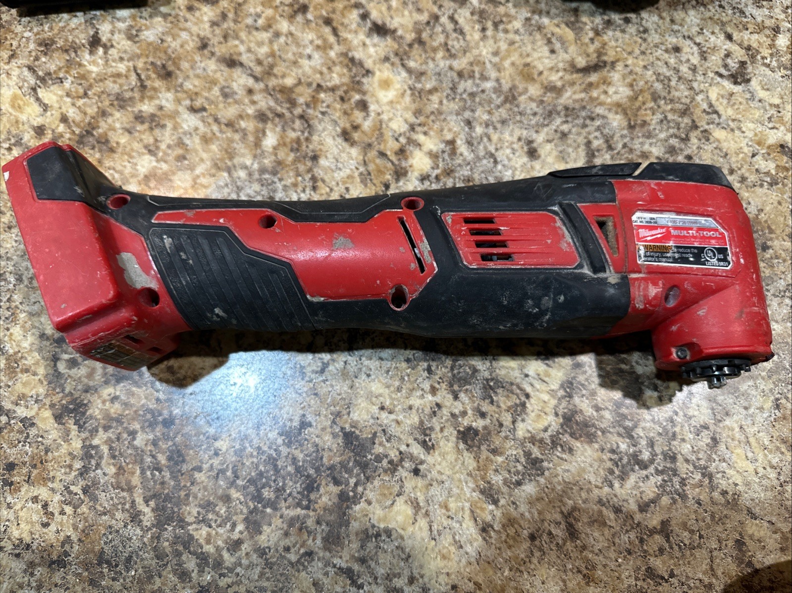 Milwaukee 2626-20 M18 Oscillating Tool FOR PARTS NOT WORKING -  READ DESCRIPTION