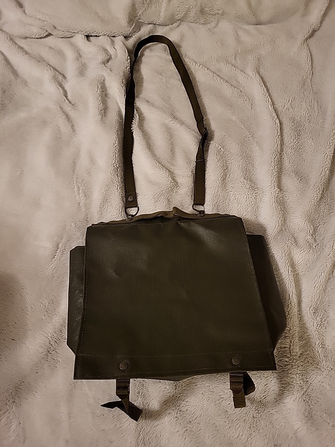 Military Olive Drab Water Resistant 11"x 9" Bag W/ Shoulder Strap, Czech?