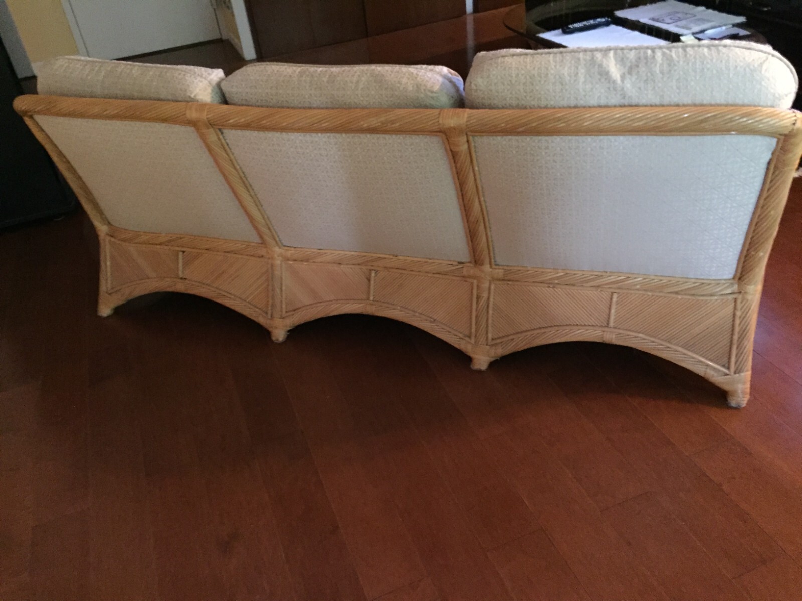 1.Five Pieces, sofa (three seats), armchair (two), night table, cocktail table,