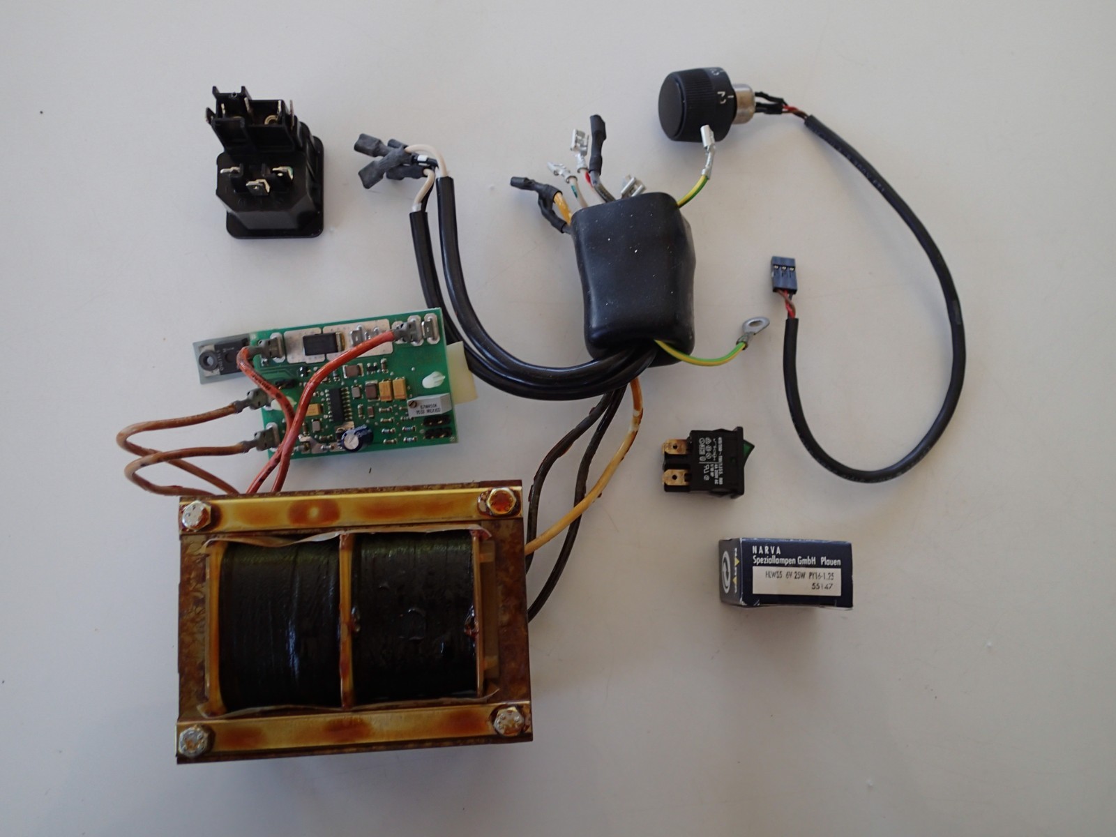 Zeiss Axiovert 25 Microscope Elec. Parts:  Circuit, Switch, Intensity NO RETURN