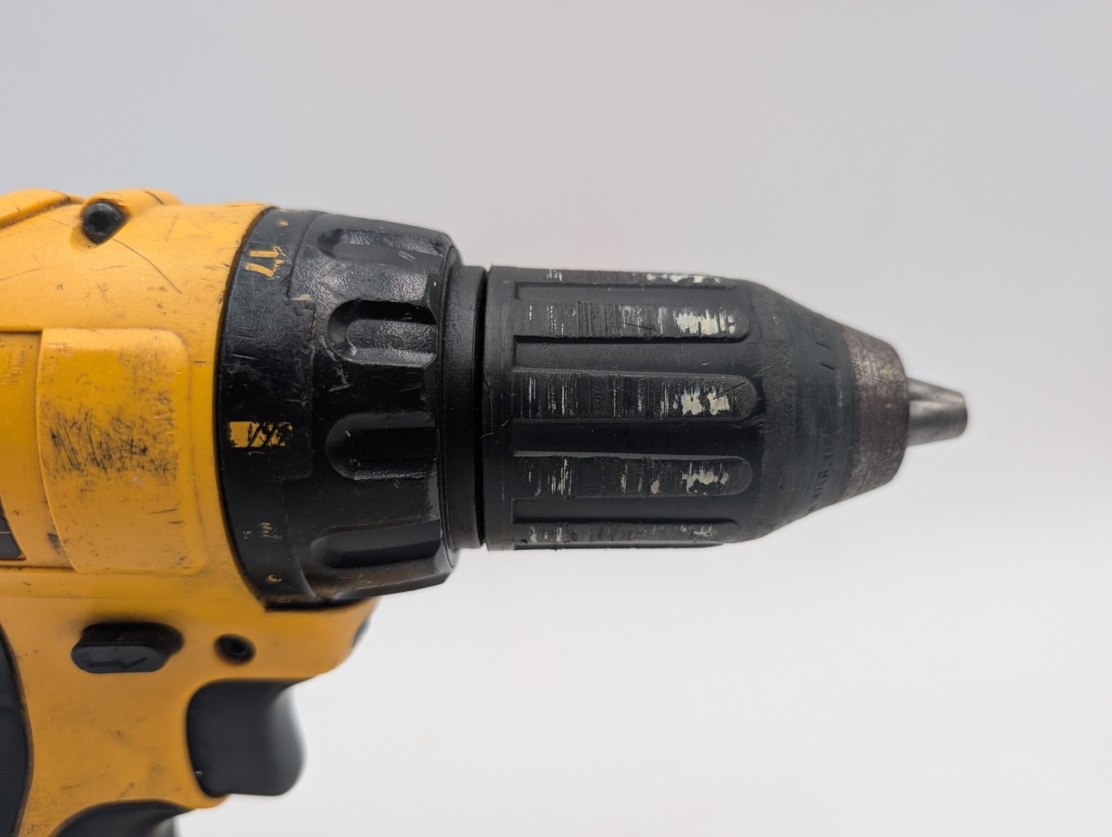 Dewalt 18V Volt DC720 Cordless 1/2" DRILL DRIVER Bare Tool