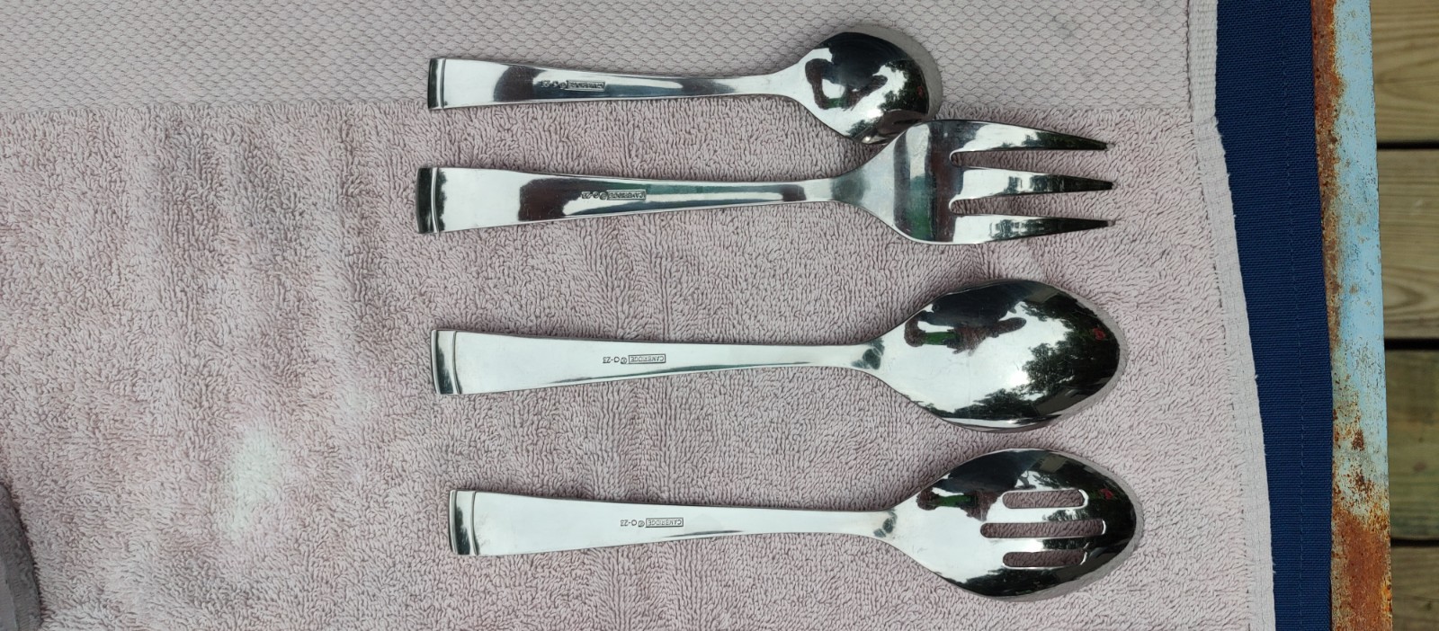 44pc Cambridge Gratitude Sand Stainless Flatware Complete service for 8+Serving