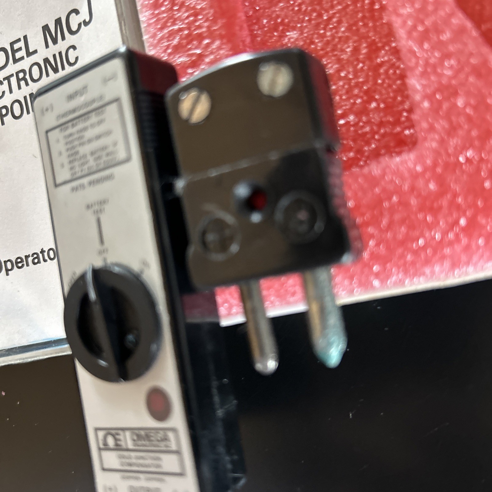 OMEGA MCJ-E Cold Junction Compensator Miniature Electronic Ice Point Used