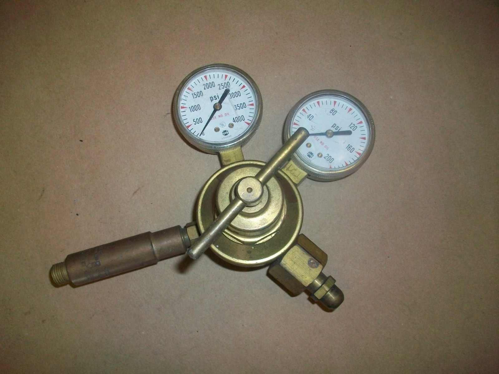 REXARC Oxygen Regulator Dual Gauge RWP 1201 / 0-4000 psi 0-200 psi   USED