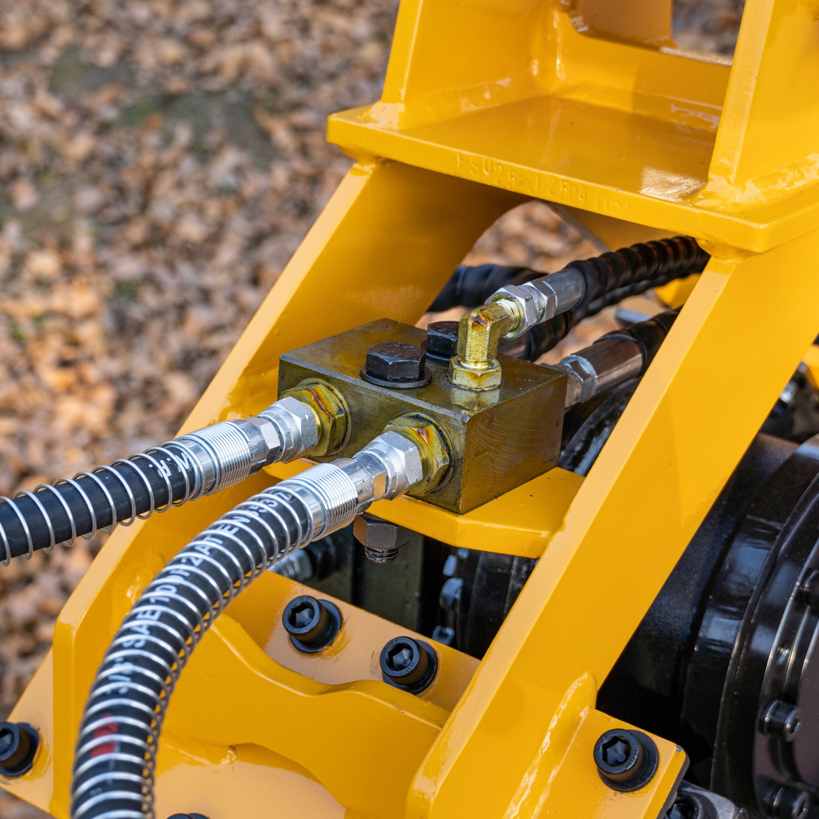 Heavy Duty Hydraulic Compactor Attachment Ft With 1-2 Ton TYPHON Mini Excavators