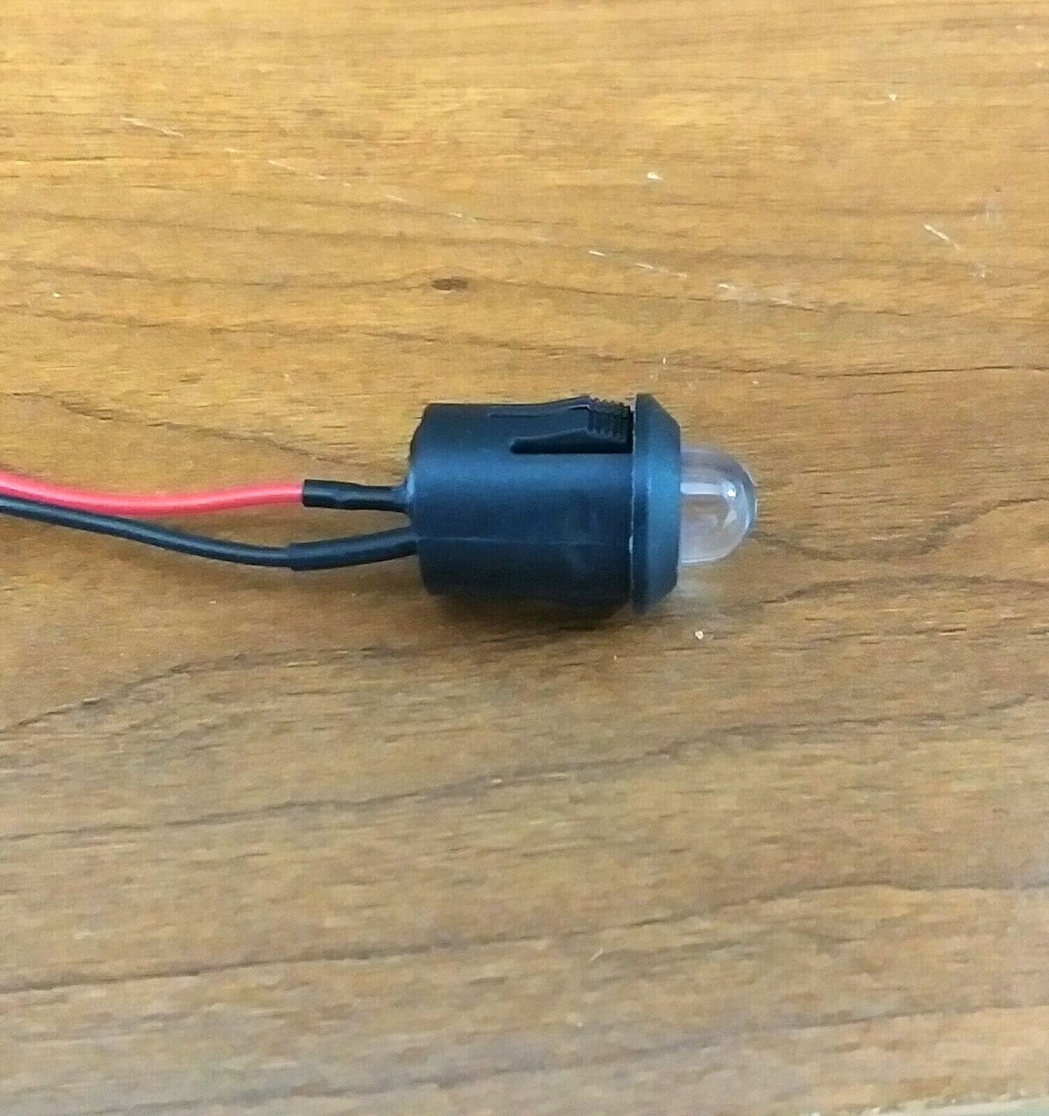 2 BBT12 volt DC Red LED 1/2" Snap-In Indicator Lights