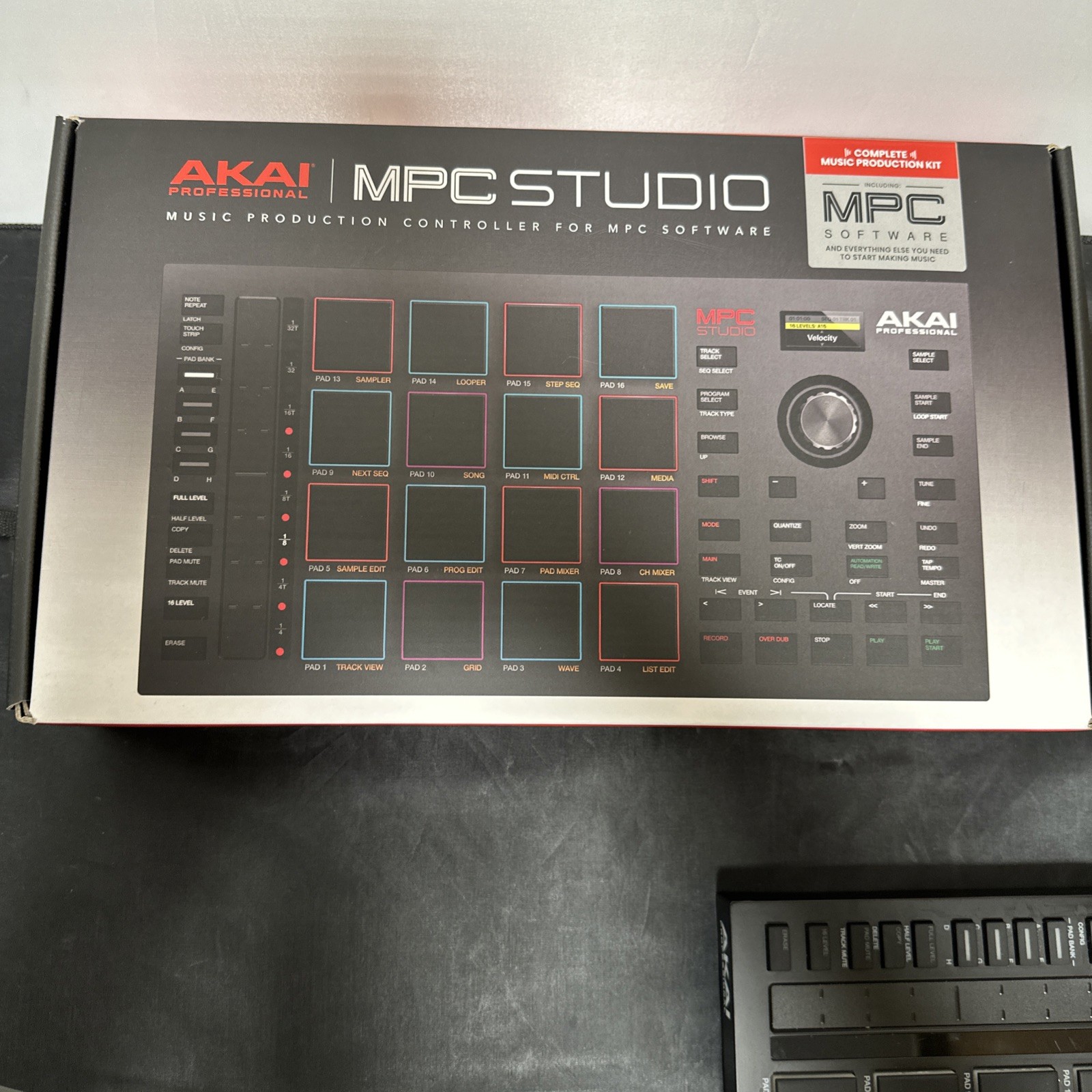 Akai Professional MPC Studio Music Production Controller and MPC Software
