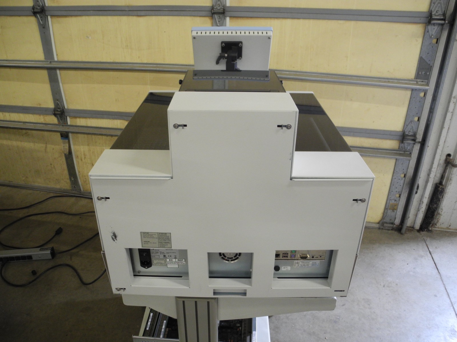 PERKIN ELMER MODEL 2470-0050 WIZARD 2 AUTOMATIC GAMMA COUNTER W/ WINDOWS XP
