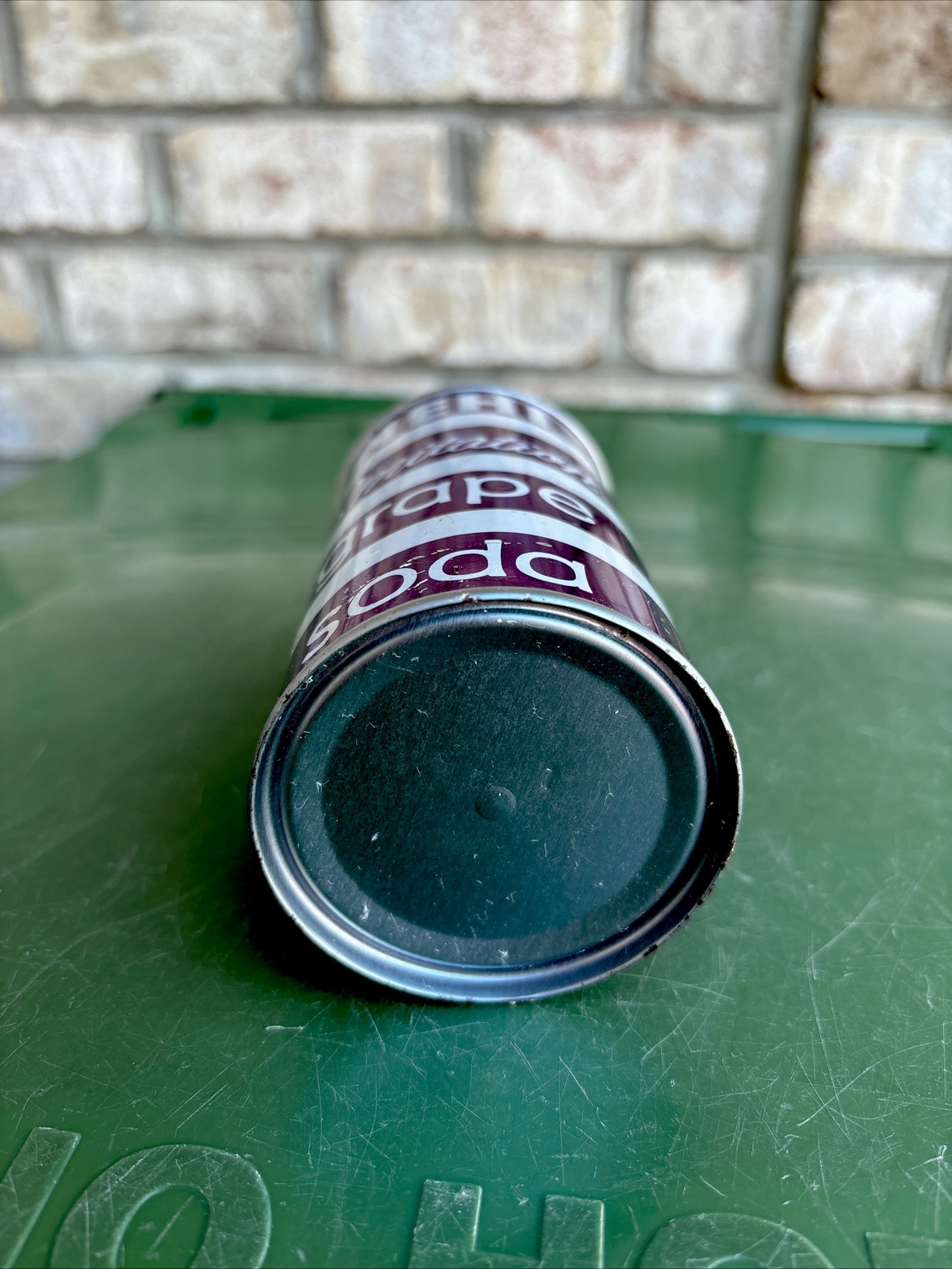 NEHI 🍇 Soda Can Flat Top 1960s Nice Condition !