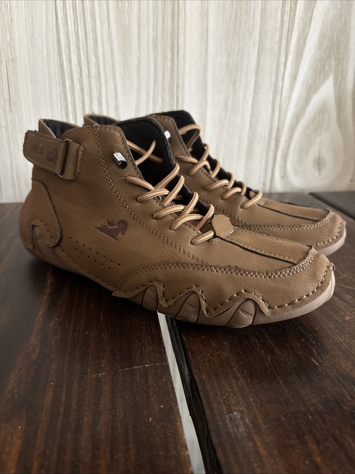 LDECK BOXING BOOT SZ 35 AUSTRALIAN NWOB L@@K!