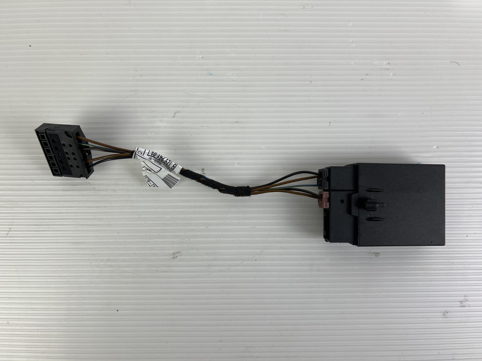 BMW X5 X6 E70 E71 E72 Front Right Seat Heater Control Unit 6926435