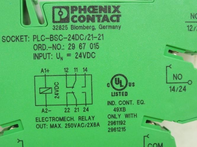 207476 Old-Stock; Phoenix PLC-BSC-24DC/21-21 Relay Socket 29-67-015; 24VDC