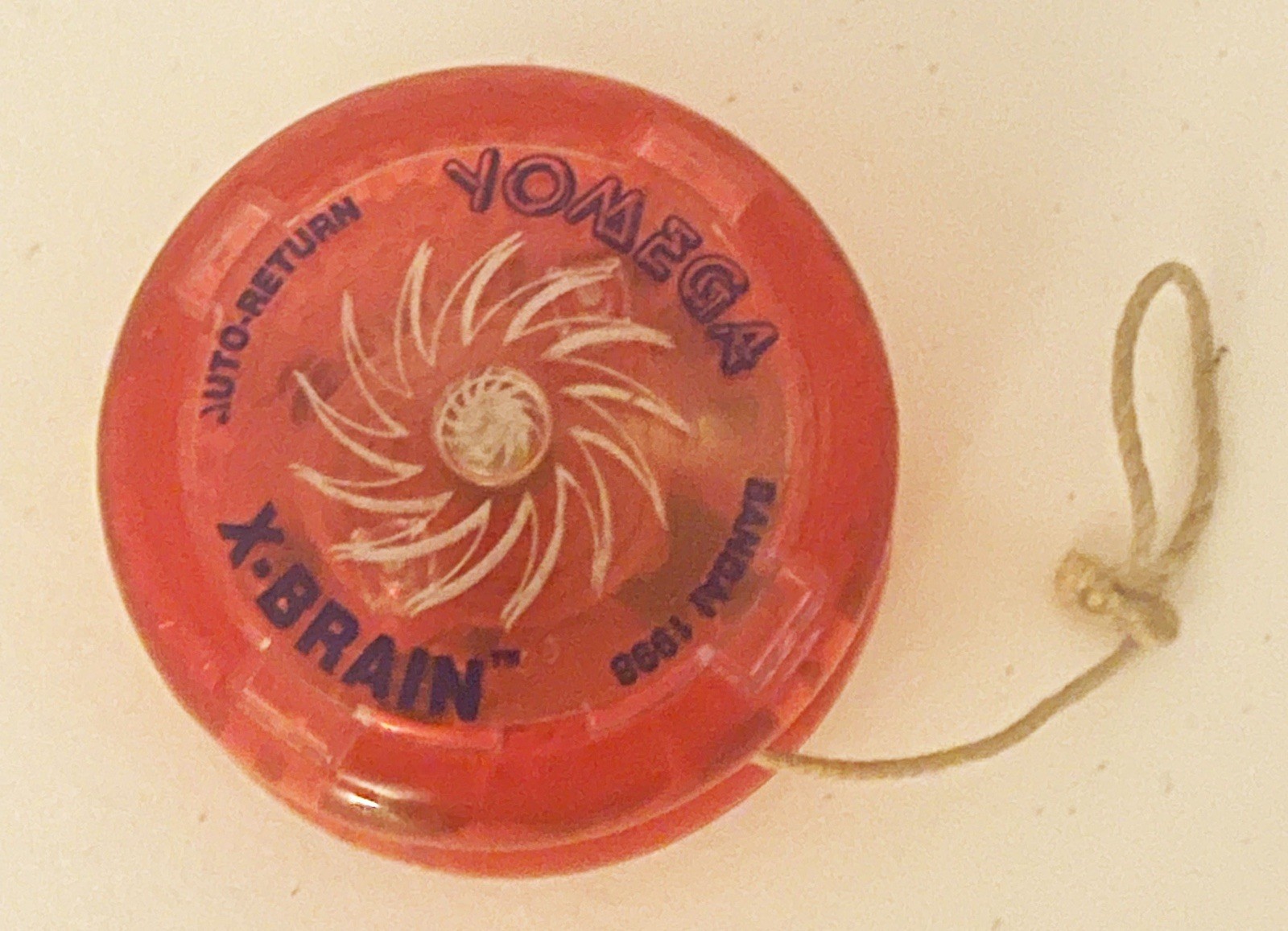 Yo-Yo X-Brain Yomega Bandai 1998 Auto Return Red Toy VG Needs Restrung