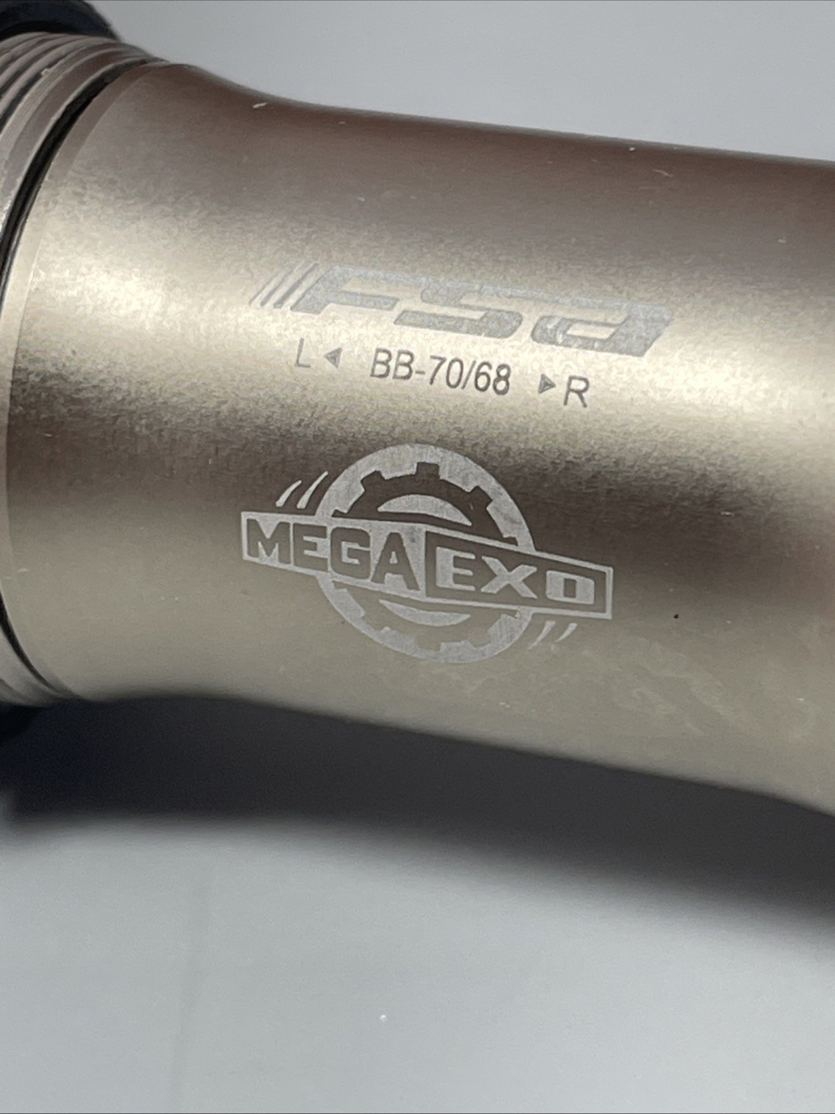 FSA Mega Exo Bottom Bracket Cartridge Sealed English Threaded Gold