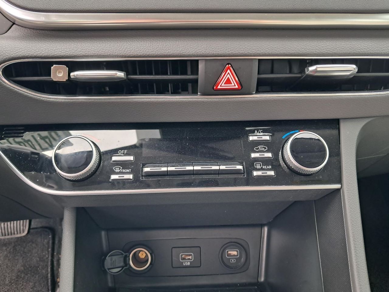 SONATA 2023 Glove Box 4805503