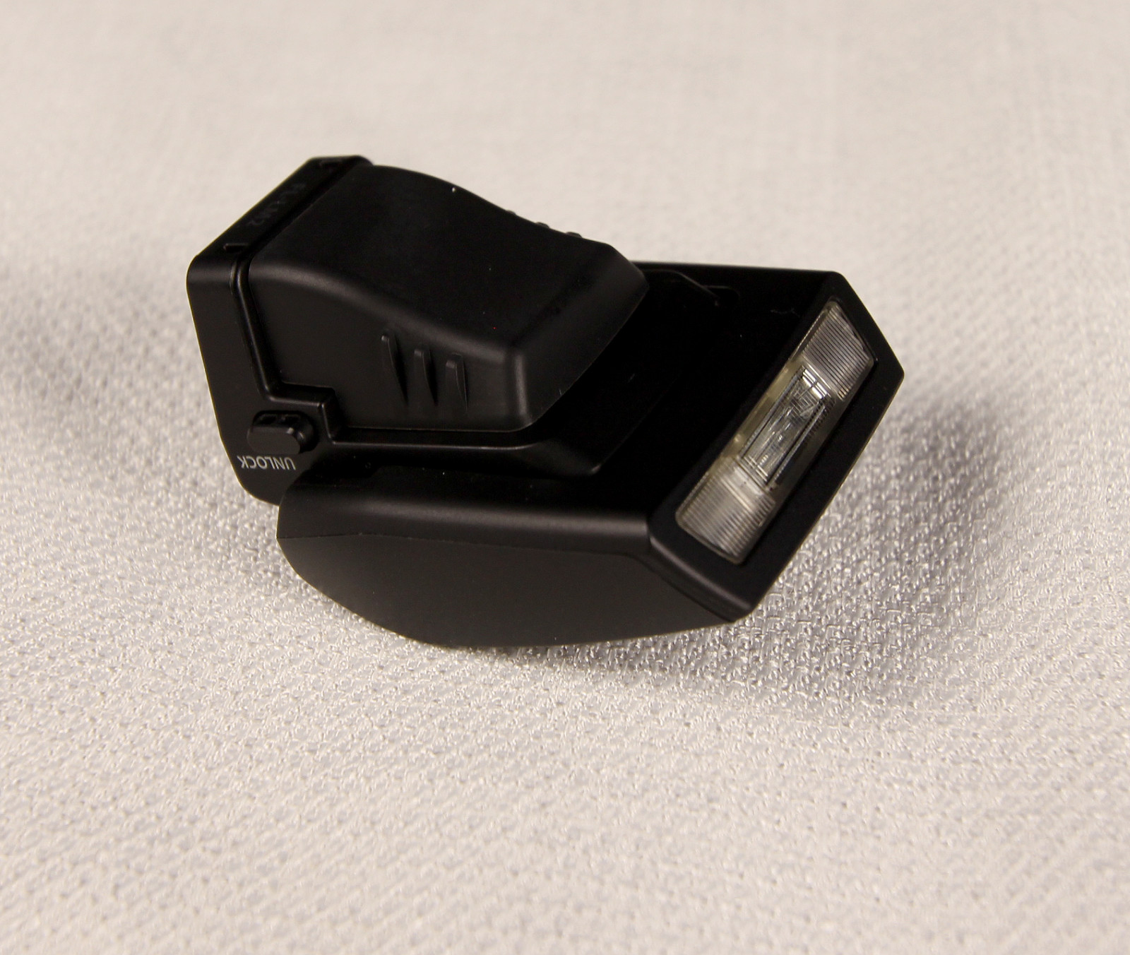 Olympus FL-LM2 Flash for Micro Four Thirds (E-M1, E-M5) with Case