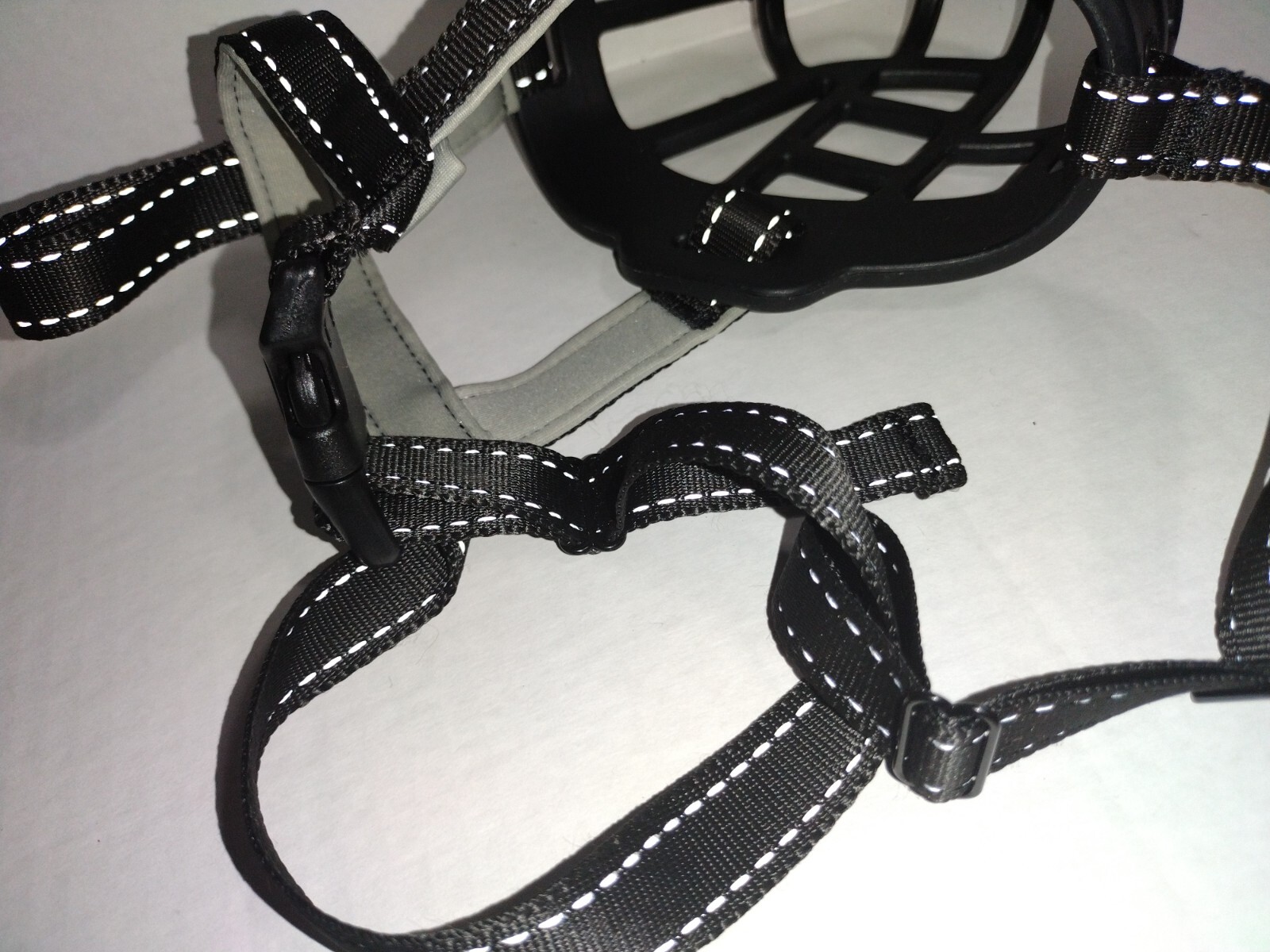 Adjustable Dog Muzzle Soft Silicone Breathable Strong Basket Size 4 Reflective