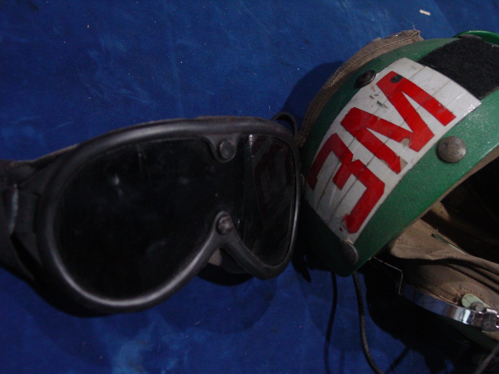 Flight Deck Crewman’s Helmet Green w/ Headset David Clark Sz. 7.5 & 1974 Goggles
