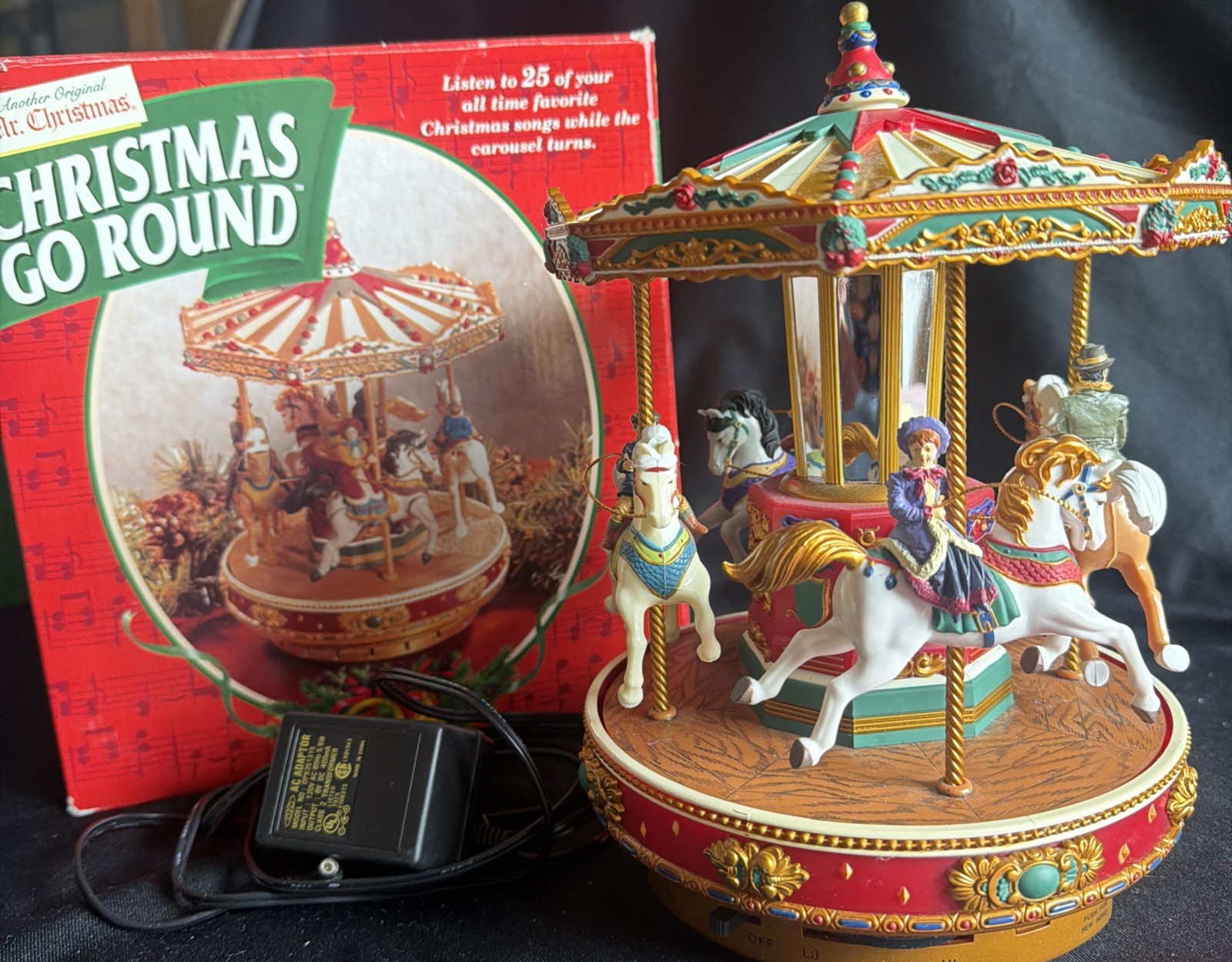 Mr Christmas Go Round Manufactured 1997 Carousel That Plays 25 Christmas Songs