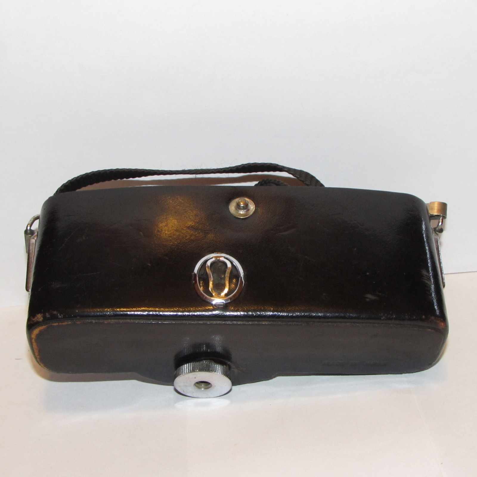 Used camera case bottom part, not sure what brand S106049