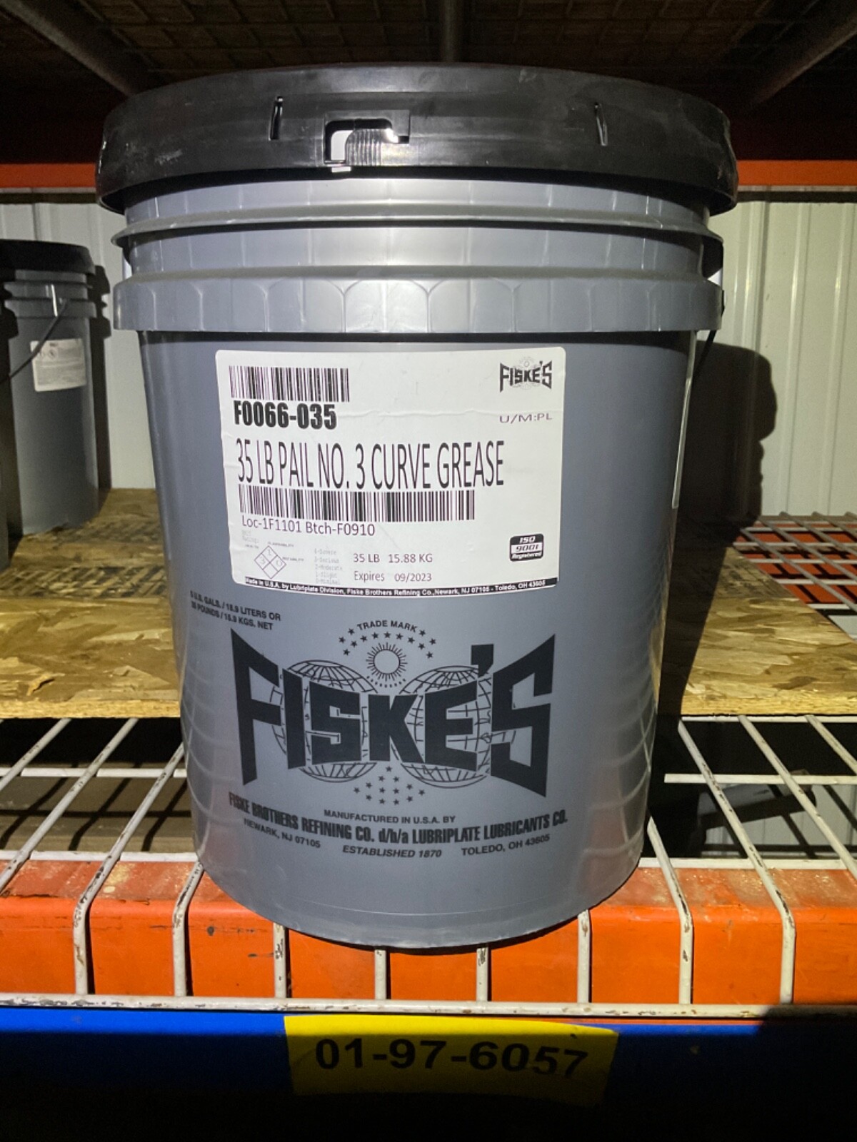 NEW 5 Gallon/35lb Pail of Fiske’s F0066-035 No. 3 Railroad Curve Graphite Grease