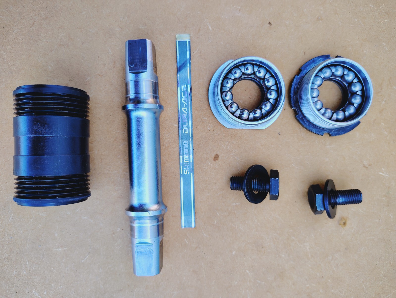Shimano Dura-Ace BB-7400 Square Taper Bottom Bracket  70mm