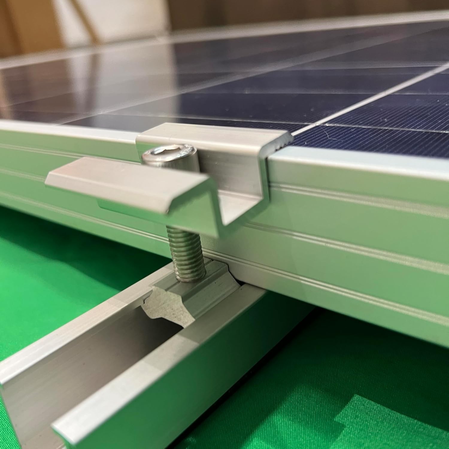 Solar Panel Mounting Brackets, Roof Mount Kit, Rails and Clamps 4pc-panel