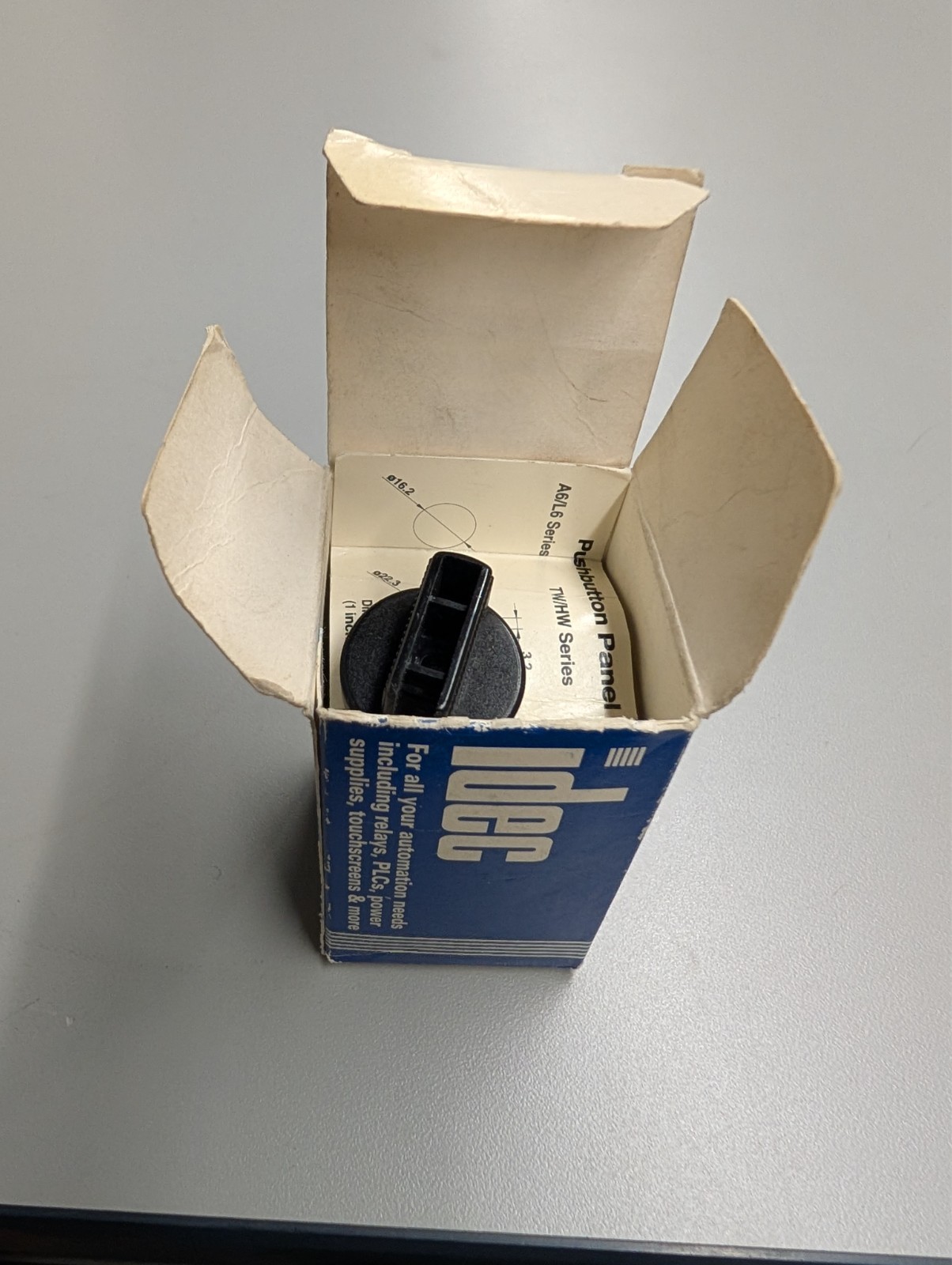 IDEC ASD3302N Selector Switch - 30MM Non-Illuminated