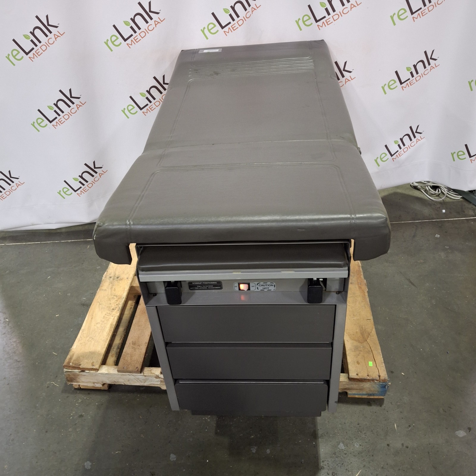 Midmark Ritter Model 104 Exam Table