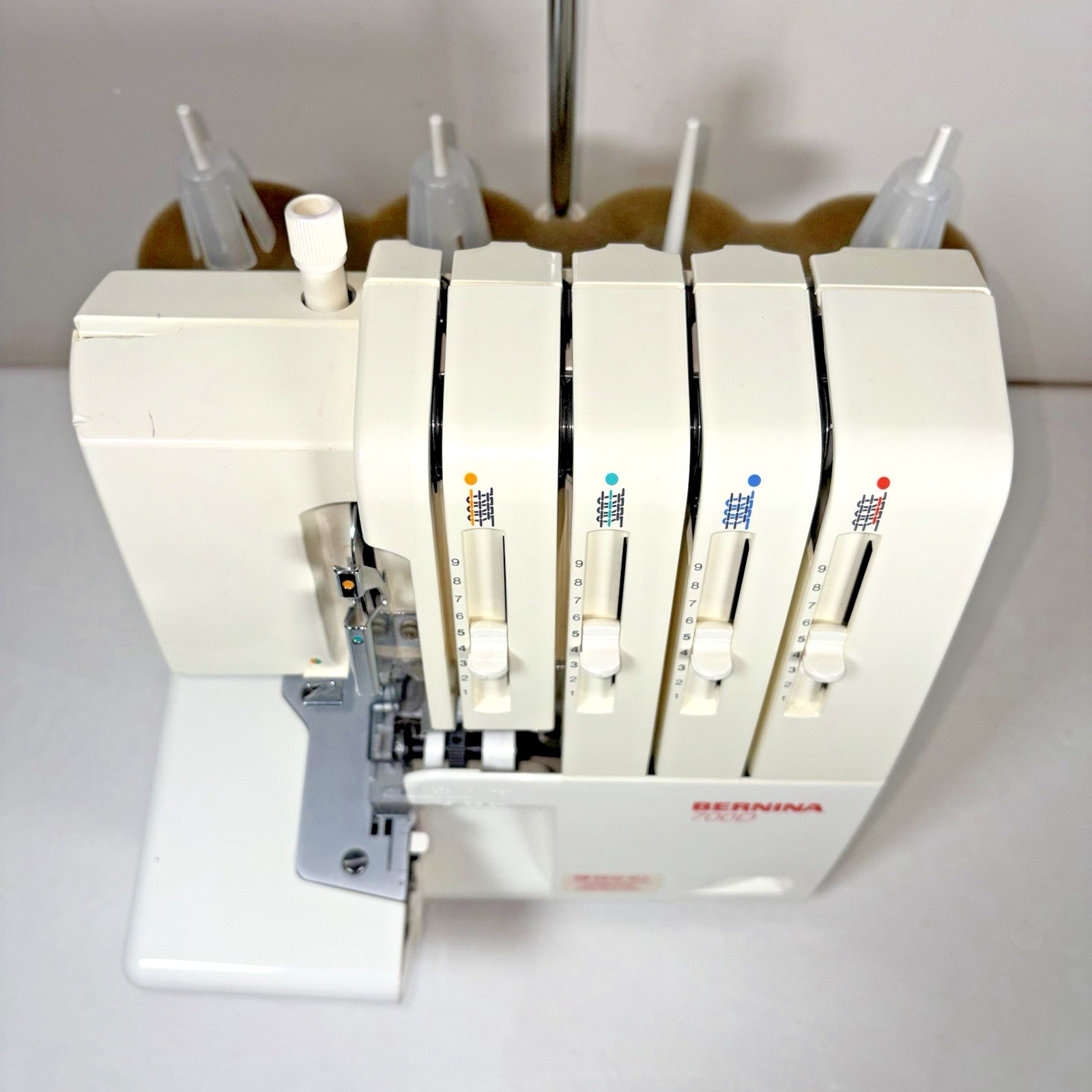 Bernina 700D Overlocker Serger Sewing Machine - Tested & Working