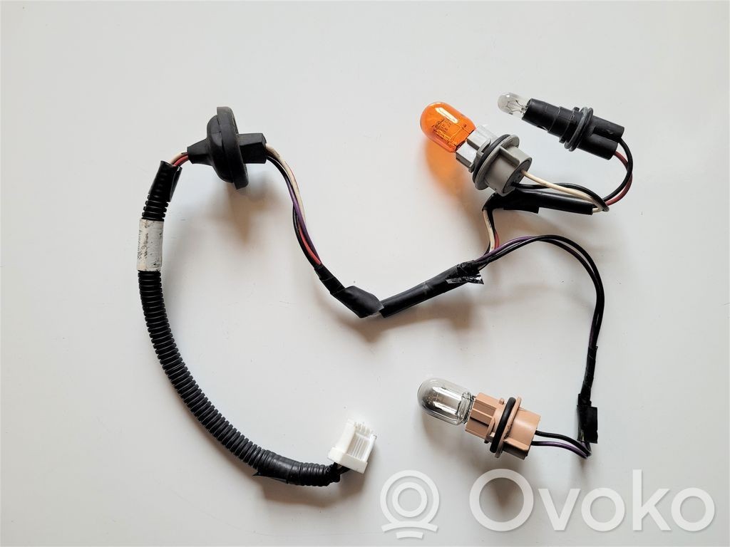 2014 - 2020 Nissan Rogue Tail Light Wire Harness Wiring Socket Left / Right OEM