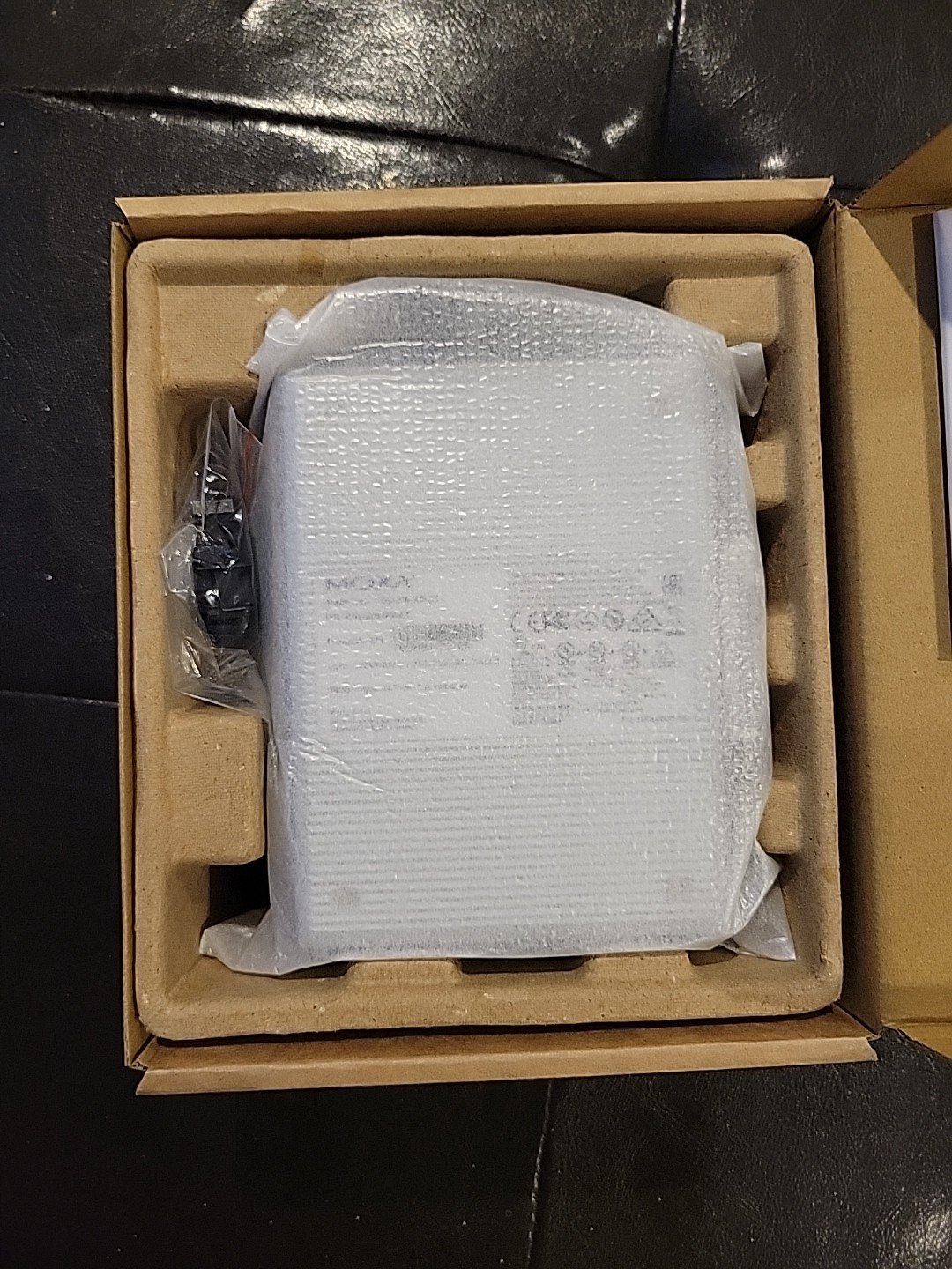 NEW IN BOX MOXA EDS-308-MM-ST V3.1 Industrial Ethernet Switch Fast FREE Shipping