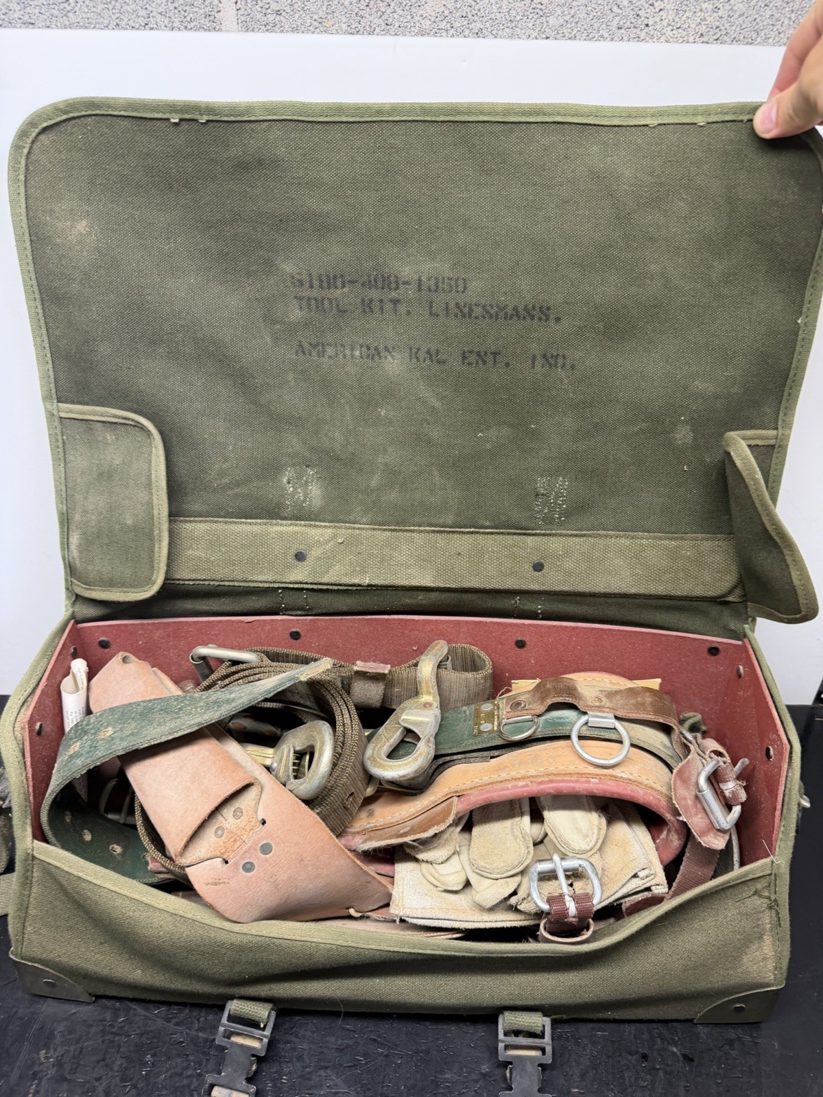 Buckingham Lot, Lineman Belt And Climbing Set With Extra Tools Bundle With Case