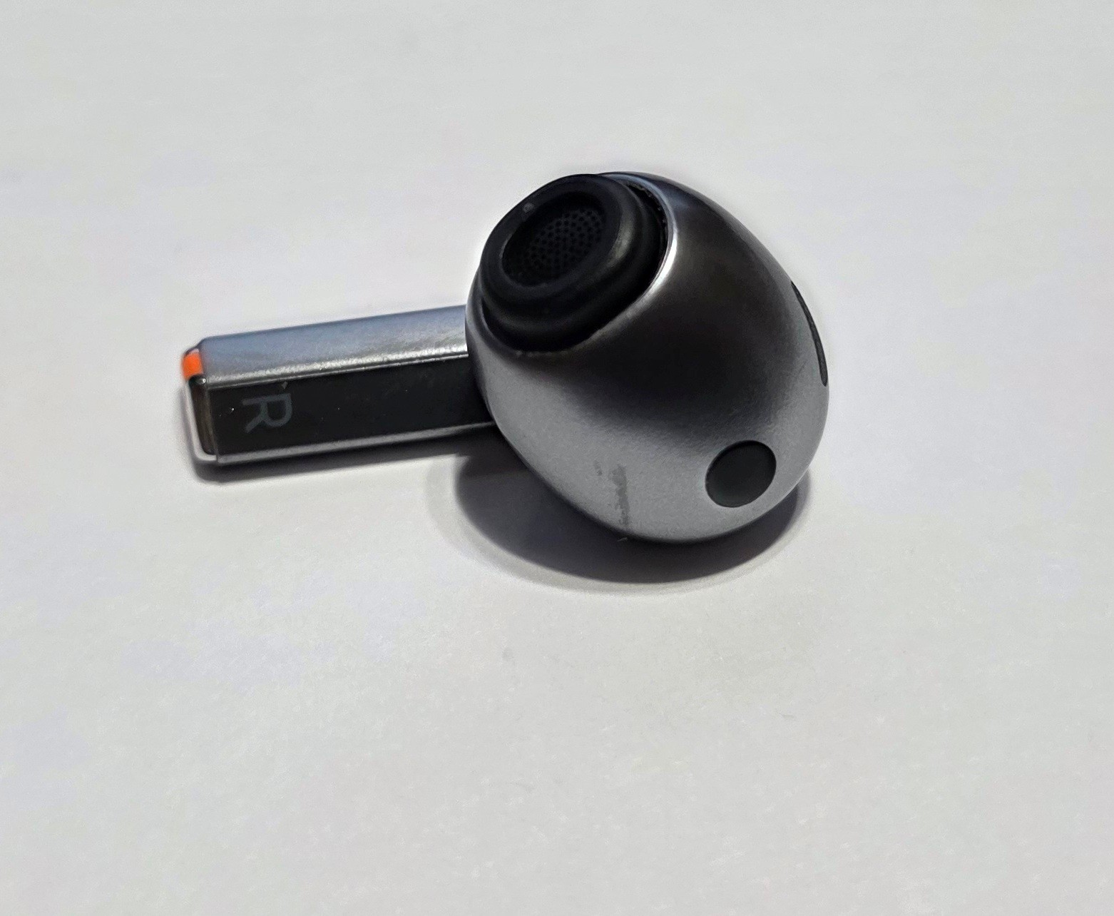 USED Silver Samsung Galaxy Buds3 PRO Wireless RIGHT SIDE Earbud SM-R630 -NO GEL