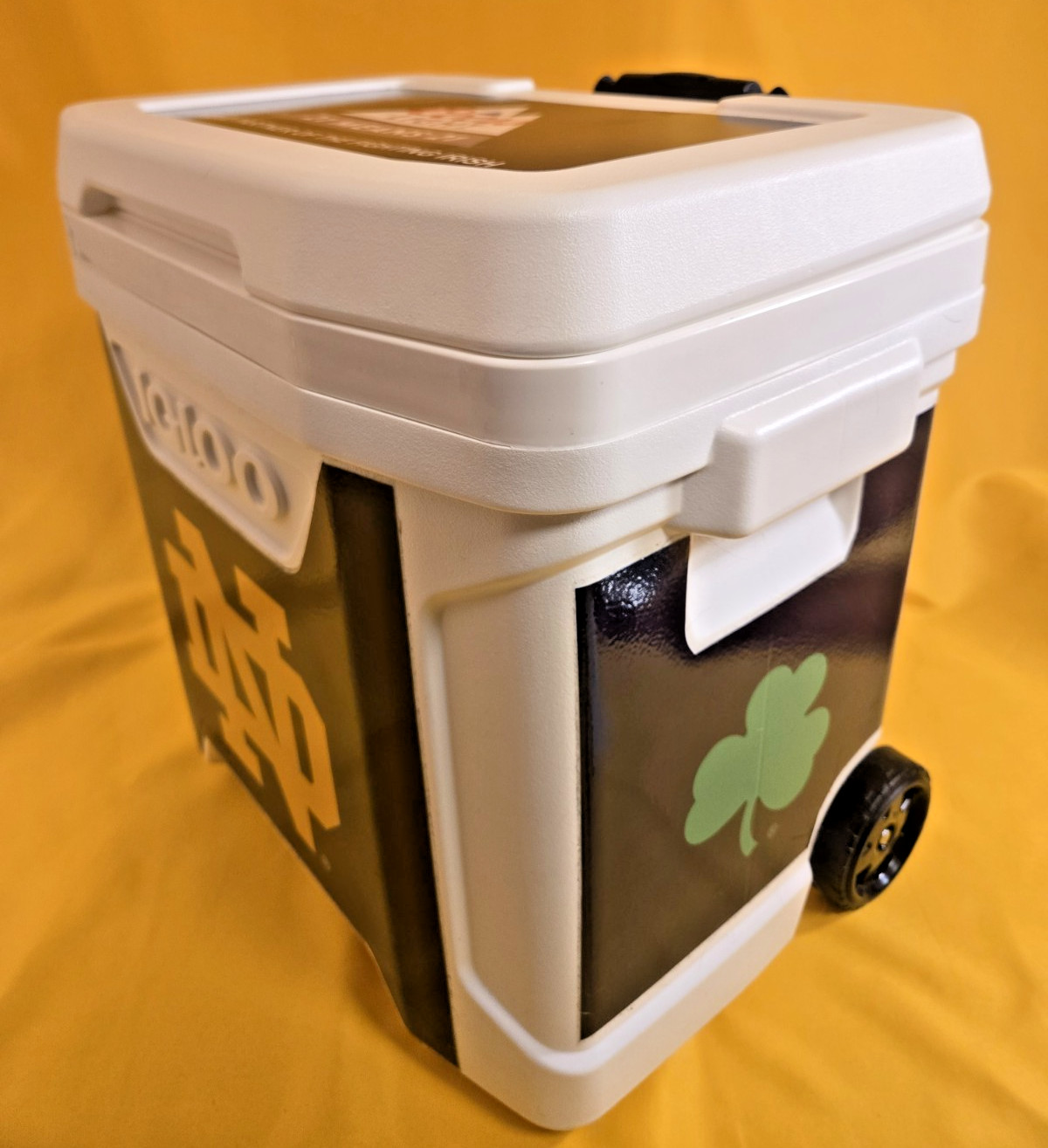 NOTRE DAME-COORS LIGHT-IGLOO PROFILE 16 ROLLER HARD-SIDED COOLER - RARE