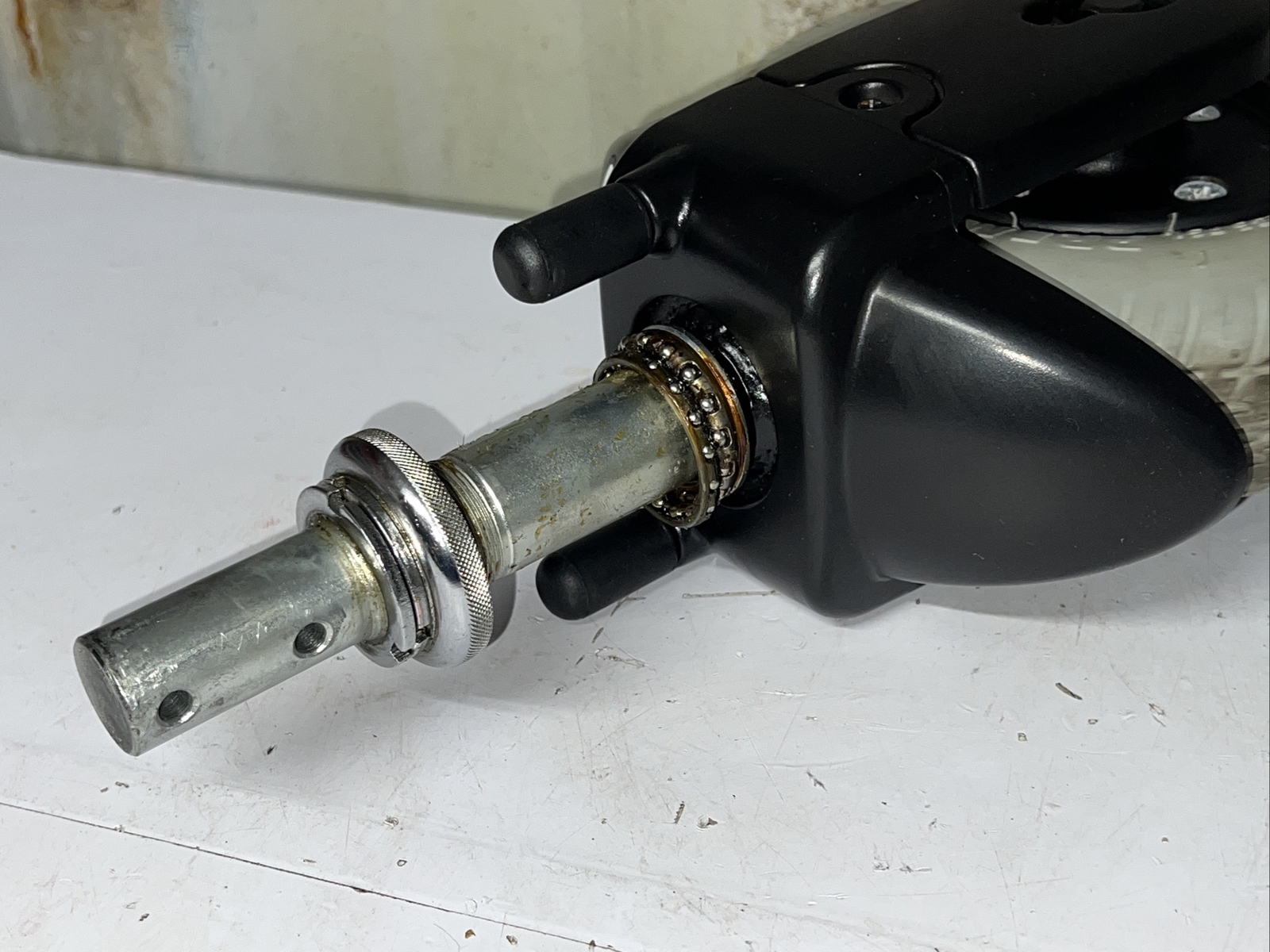 Pride Sonic Mobility Scooter FRONT WHEEL FORK BRACKET ASSEMBLY TILLER Parts