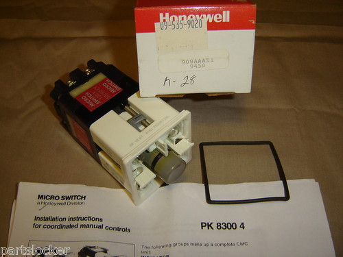 HONEYWELL 909AAA51 MICROSWITCH CMC PUSH BUTTON NEW