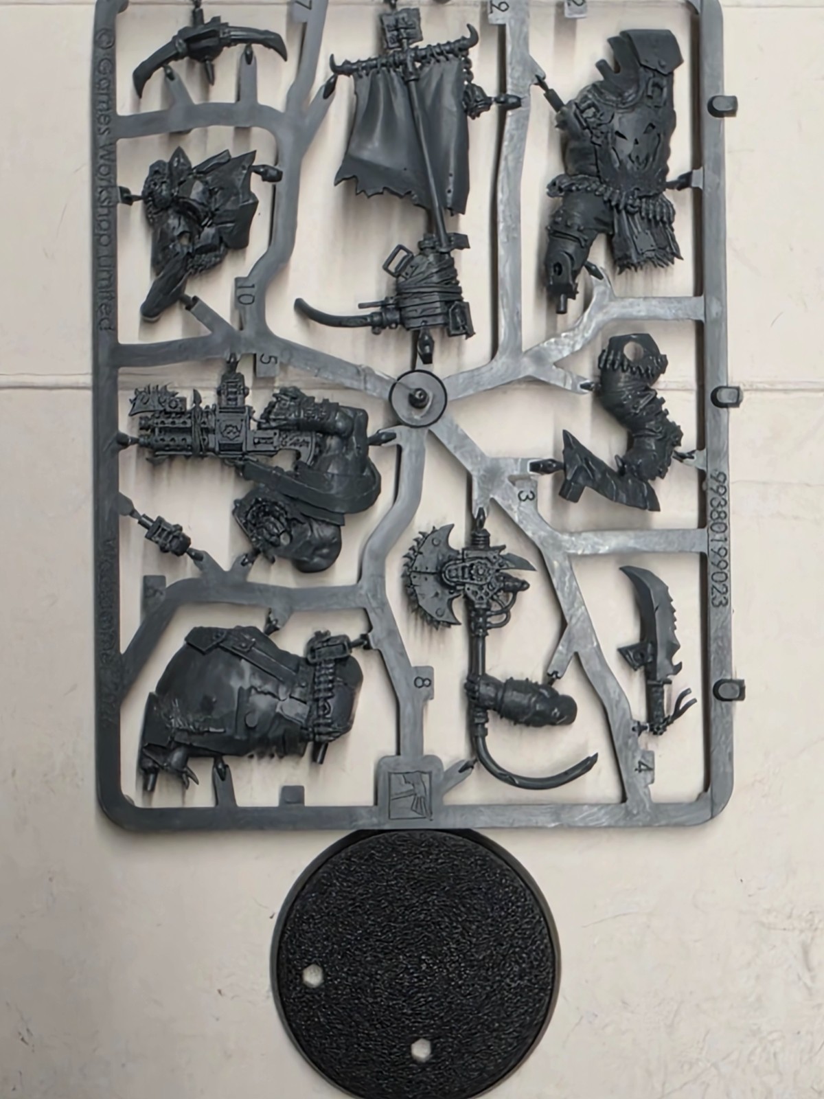 Ork Warboss, Armageddon, Push-fit New Sculps, Orks, GW, 40k