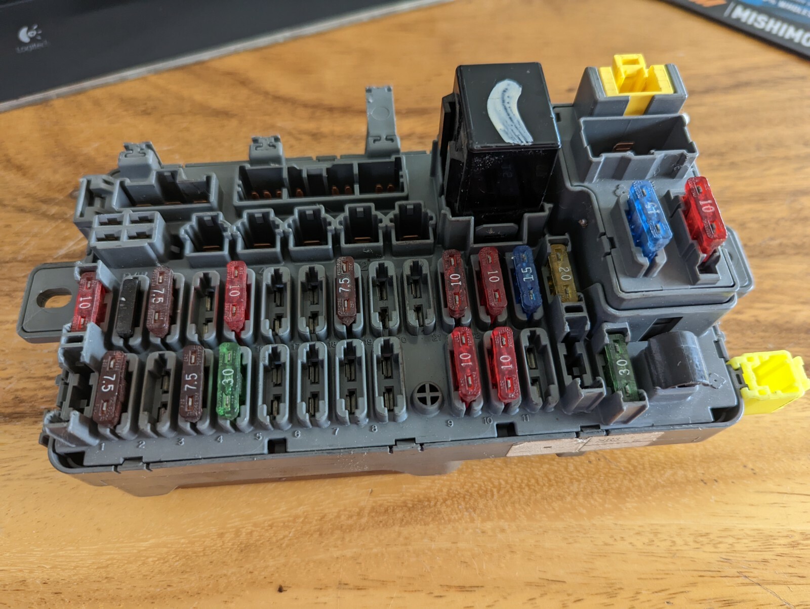 92-95 Honda Civic Fuse Box Assembly Module Used OEM