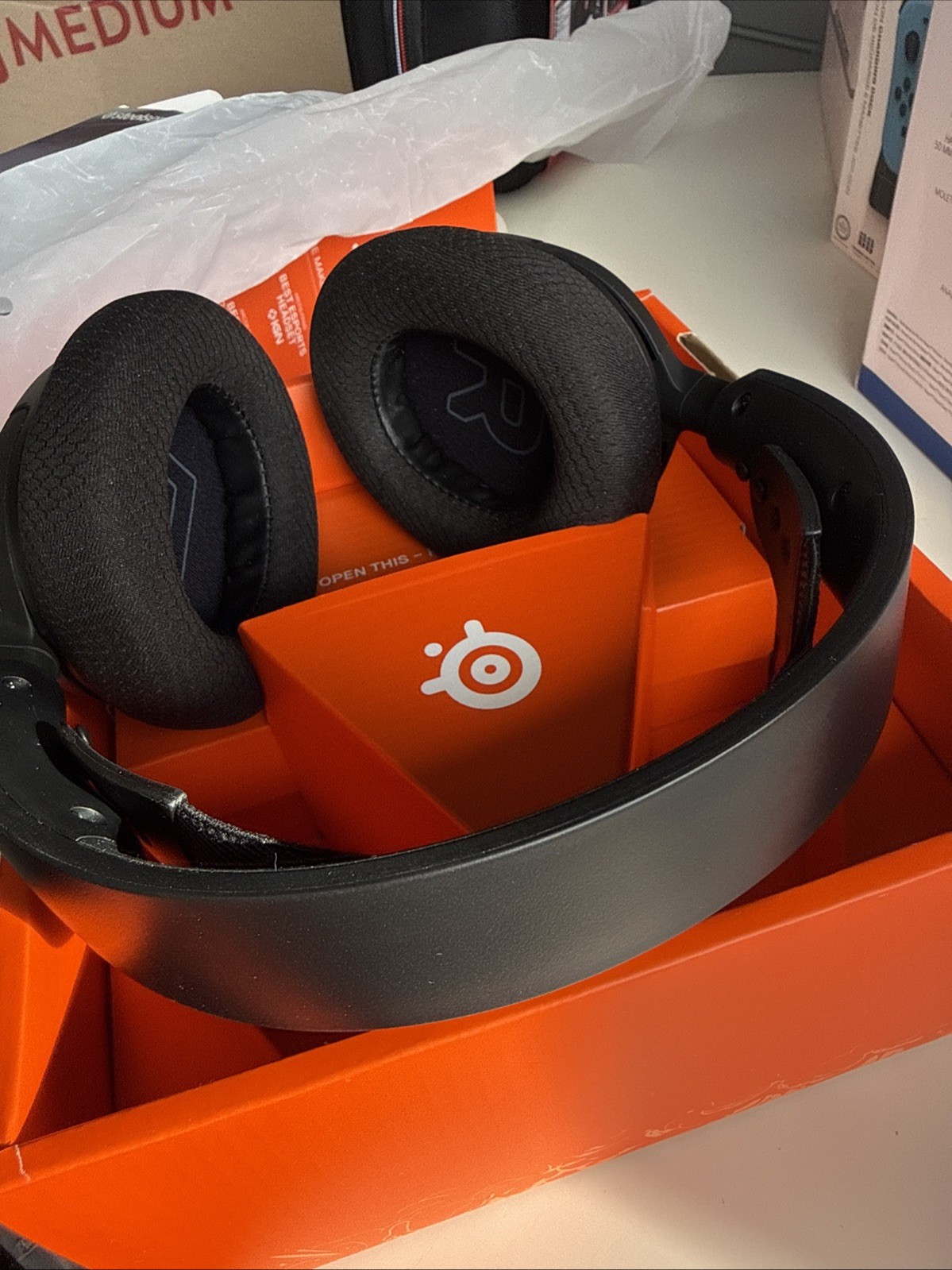 SteelSeries Arctis Nova 1 Wired Gaming Headset for PC, PS4|5, Xbox X|S OPEN BOX