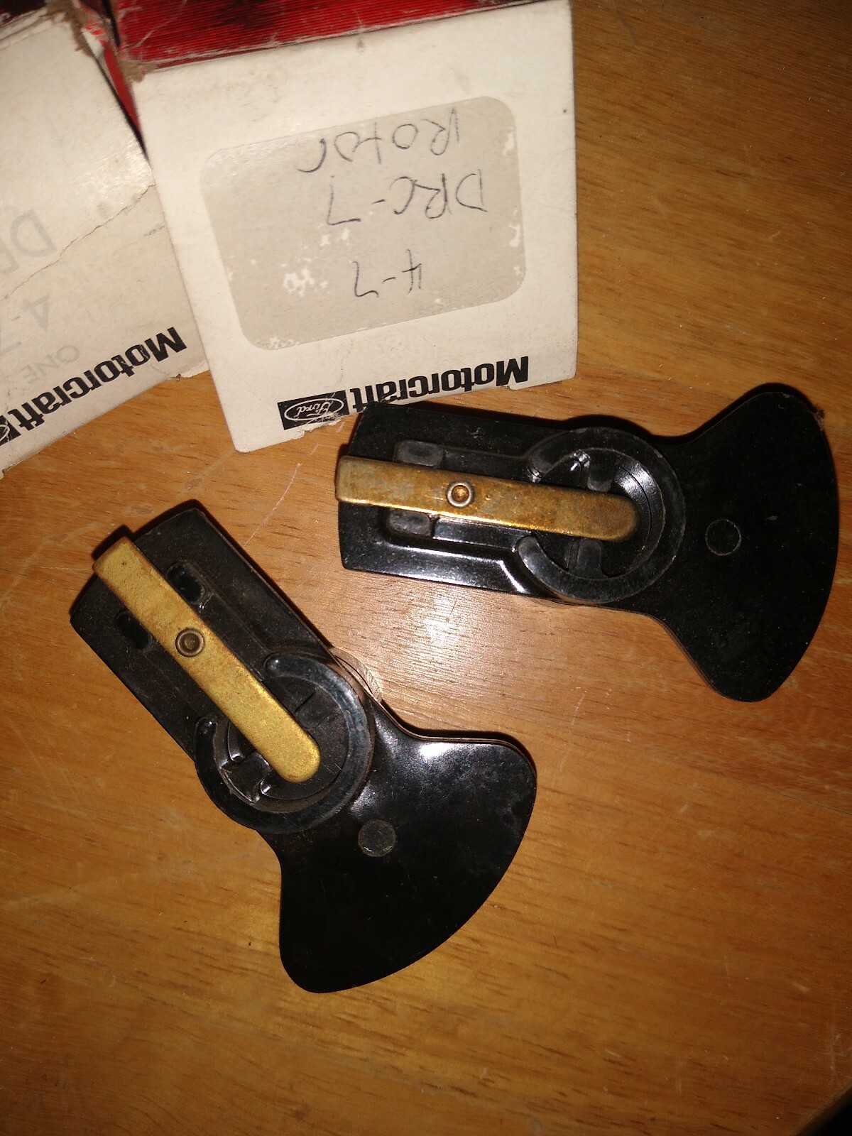 (2) Ford Distributor Rotor DRC-7