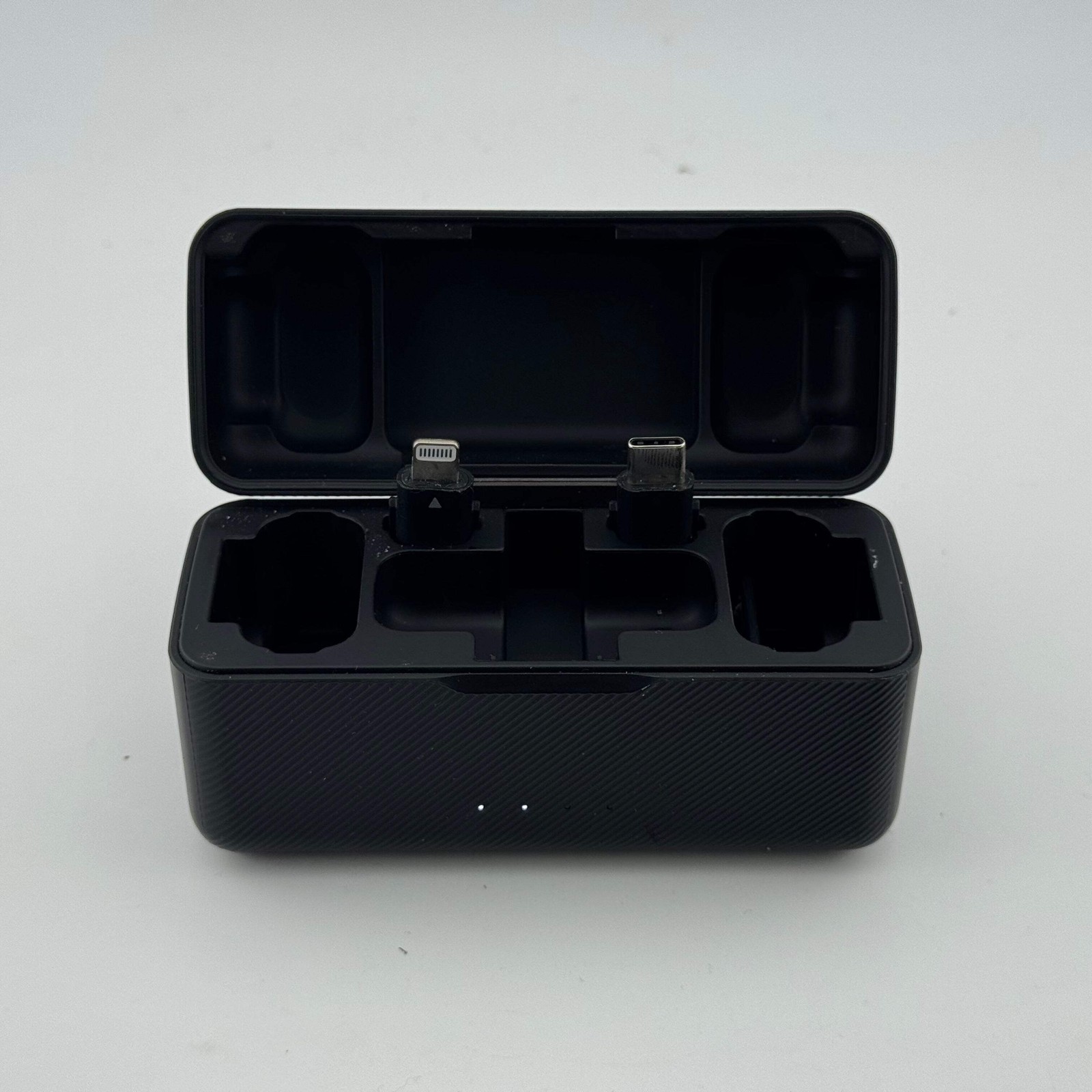 DJI Mic Wireless Lavalier Microphone ASB01 Read