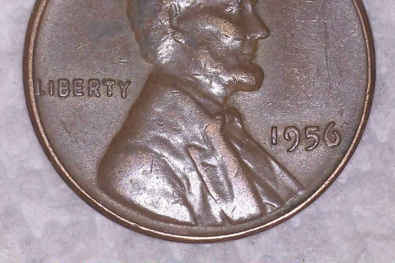 💰🇺🇸 1956 Lincoln Wheat Cent – Dual Die Chips on Wheat Reverse Error Coin