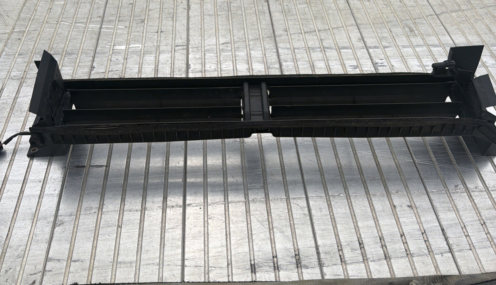 2021 Toyota Sienna OEM Lower Radiator Air Shutter Fits 21-24