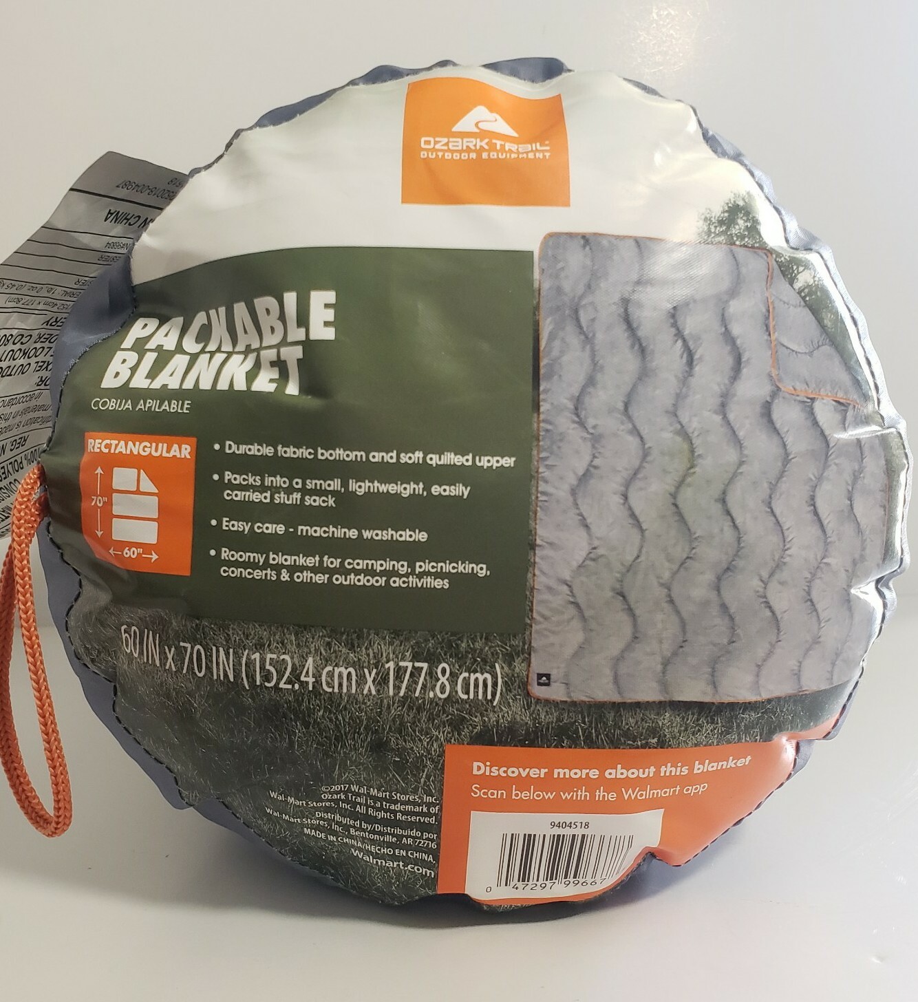 Ozark Trail Outdoor Equipment - Packable Blacket - 60in x 70in
